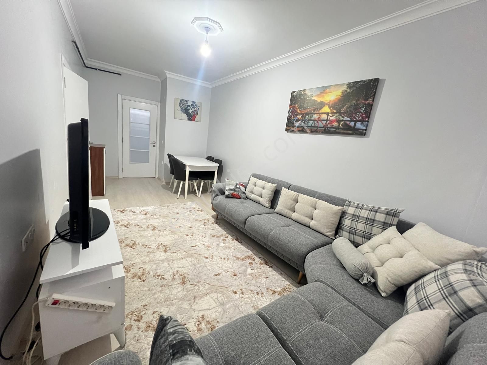 Güneyden Metroya 8 Dakika Yürüme 1+1.60 M2 Ful Eşyalı Daire - Görsel 3