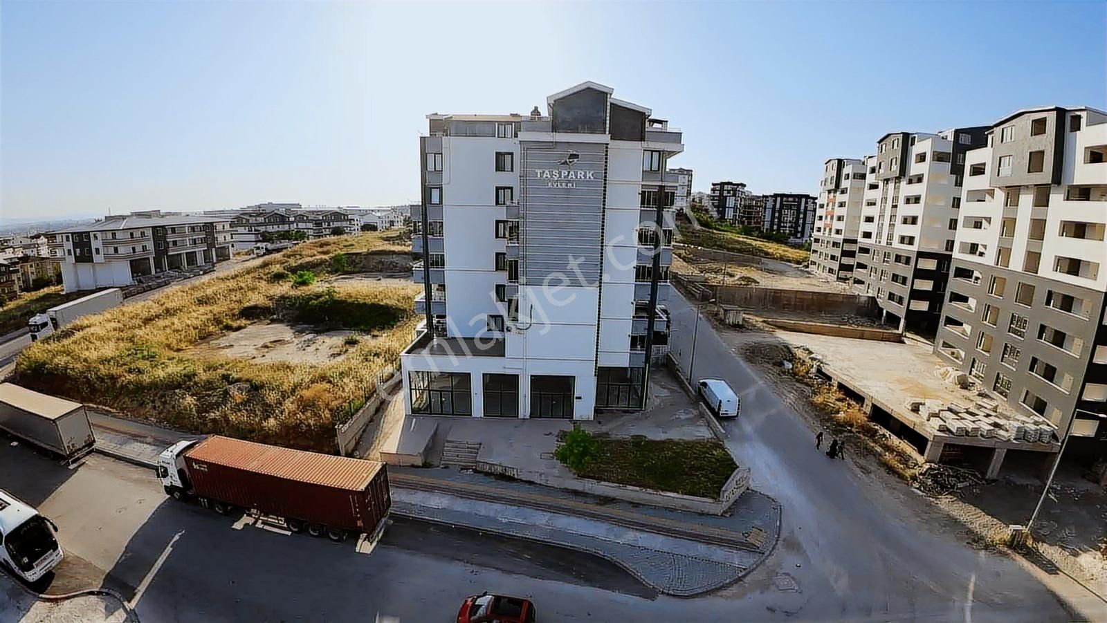 Hastane Cadde Kiralık 120 Mt2 Dükkan - Görsel 2