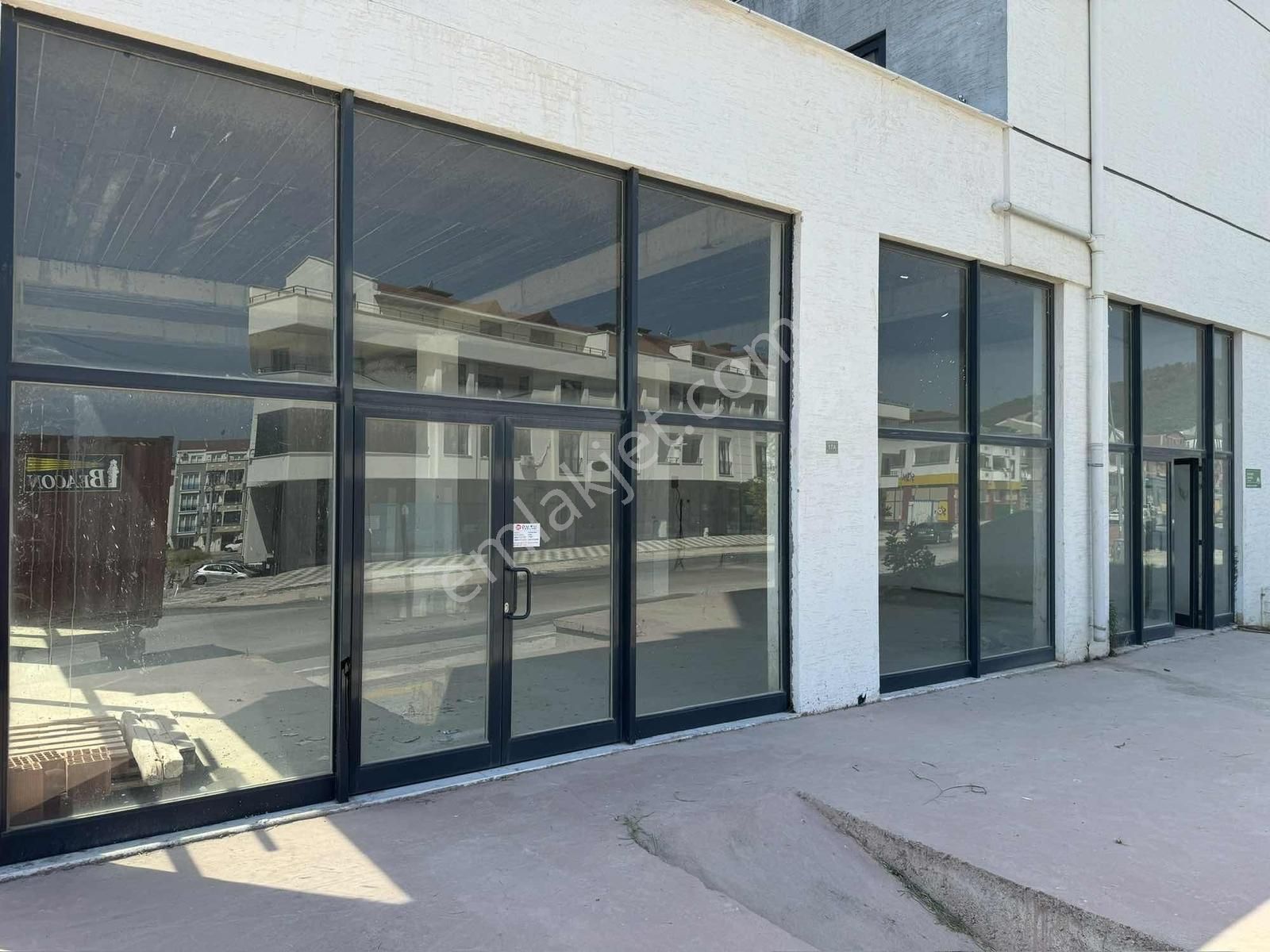 Hastane Cadde Kiralık 120 Mt2 Dükkan - Görsel 4