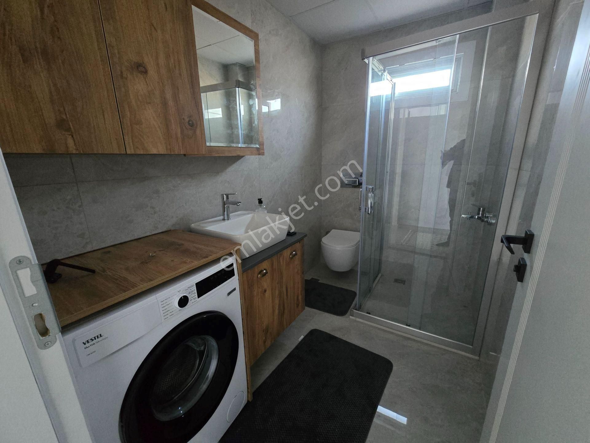 Kuşadası Davutlarda Satılık Eşyalı Bahçeli 1+1 Havuzlu Sitede - Görsel 7