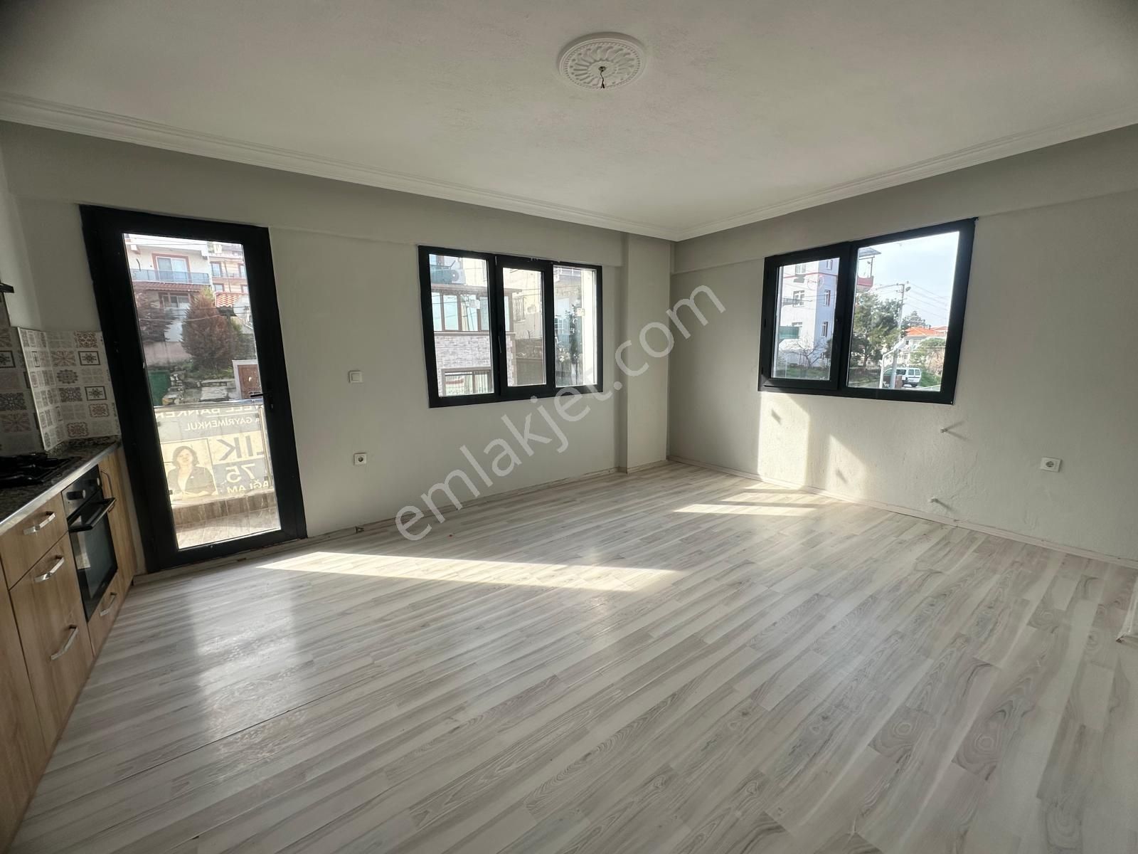 Foça Kazım Dirik Mah. Kiralık 2+1 Daire - Görsel 22