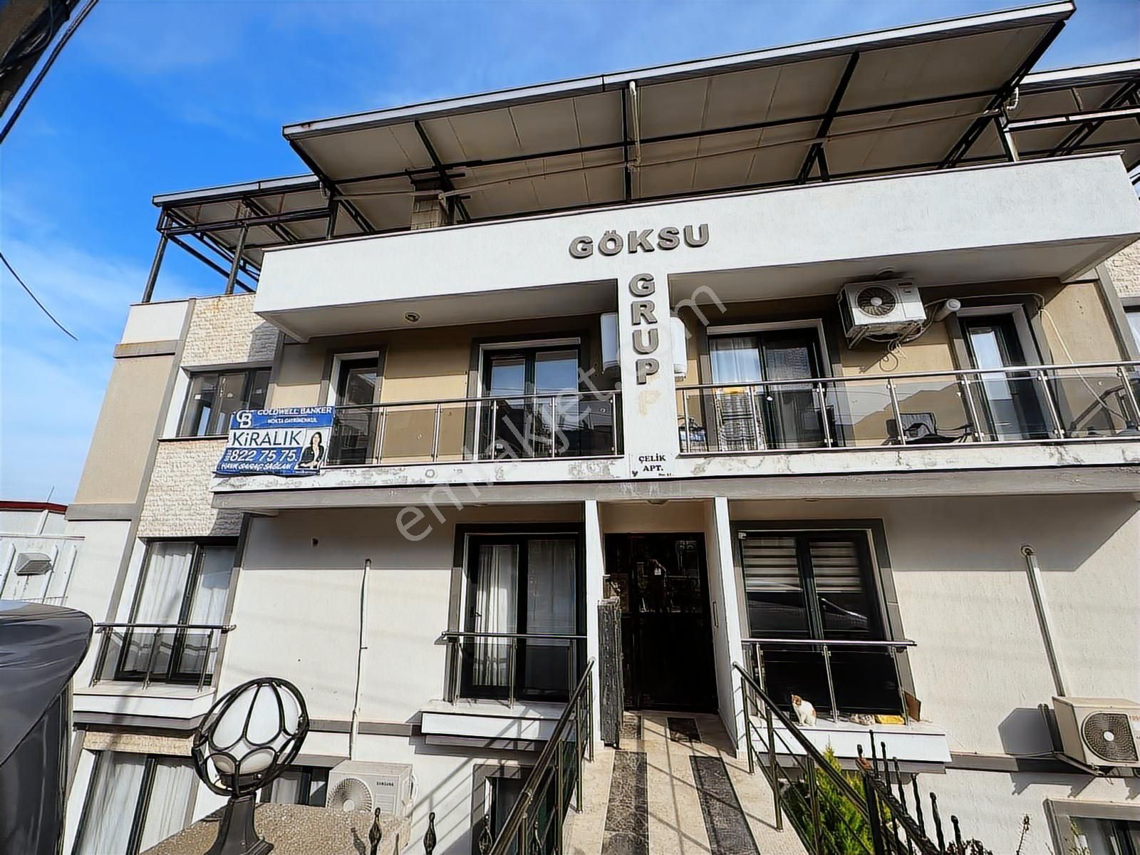 Foça Kazım Dirik Mah. Kiralık 2+1 Daire