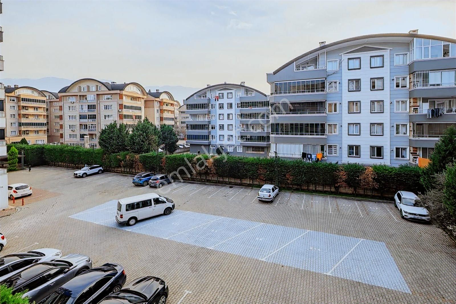 Millet Mah. Derya Caddesi Üzerinde Kiralık Ferah 3+1 Daire - Görsel 22