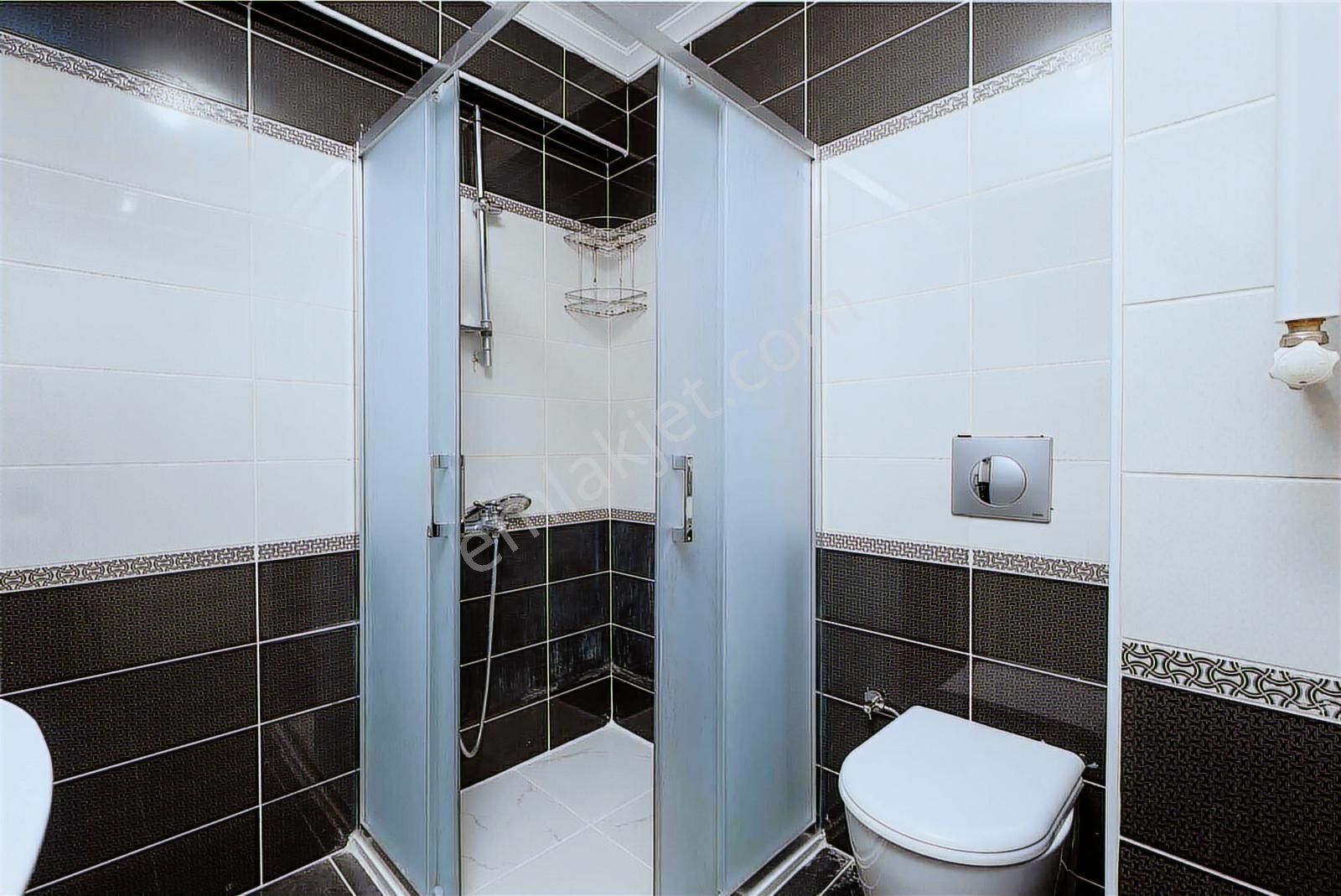 Millet Mah. Derya Caddesi Üzerinde Kiralık Ferah 3+1 Daire - Görsel 2