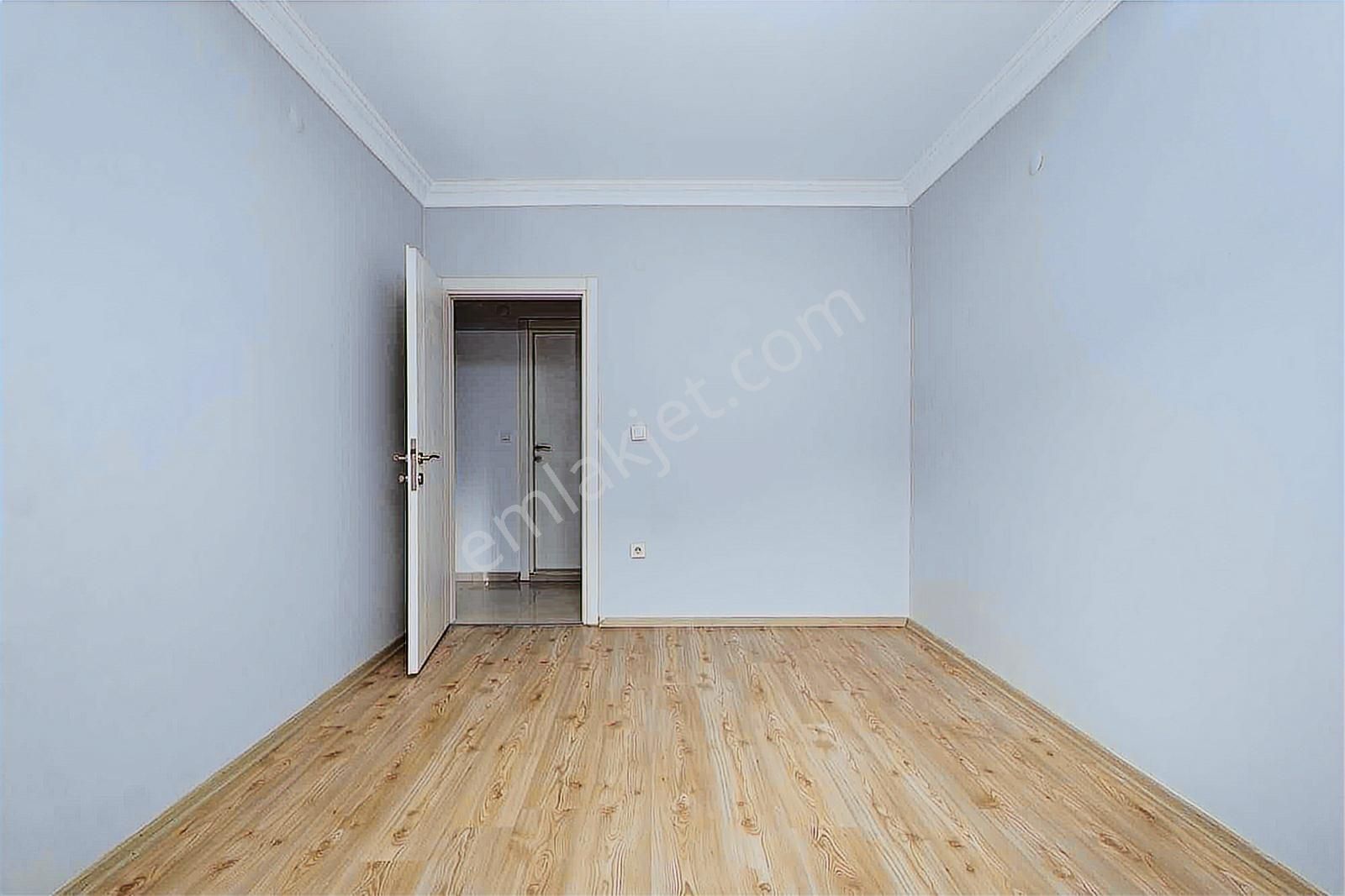 Millet Mah. Derya Caddesi Üzerinde Kiralık Ferah 3+1 Daire - Görsel 19