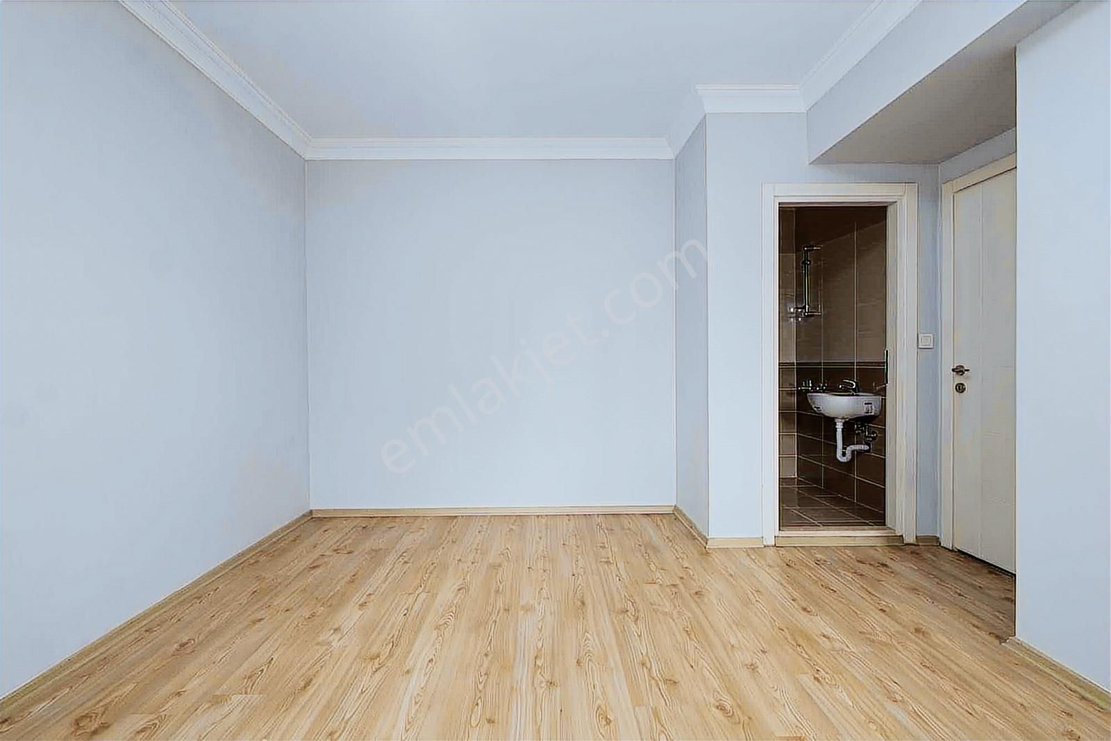 Millet Mah. Derya Caddesi Üzerinde Kiralık Ferah 3+1 Daire - Görsel 27