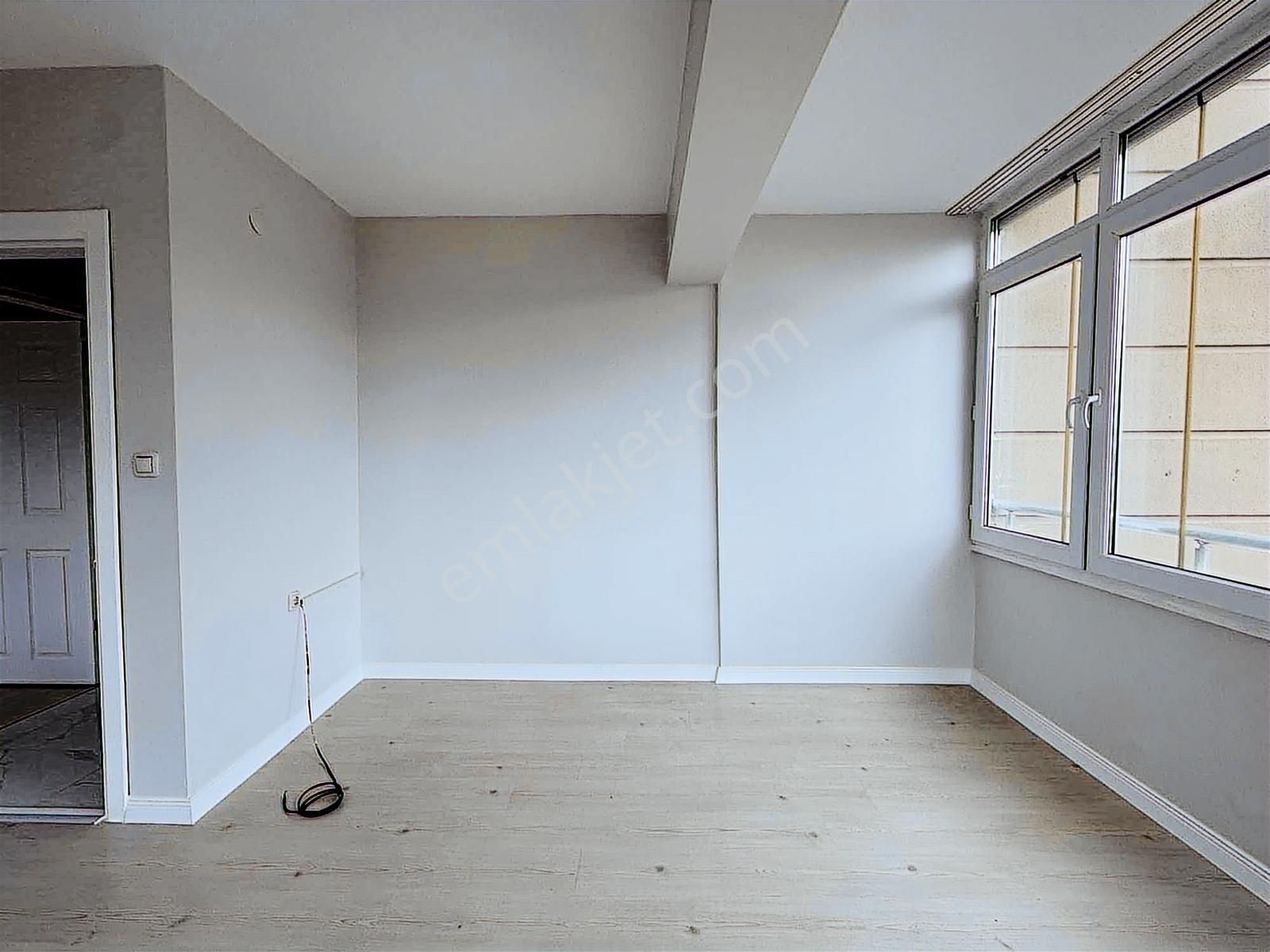 Nur İpek 3 Sitesinde Kiralık 3+1 Bahçe Katı Daire - Görsel 21