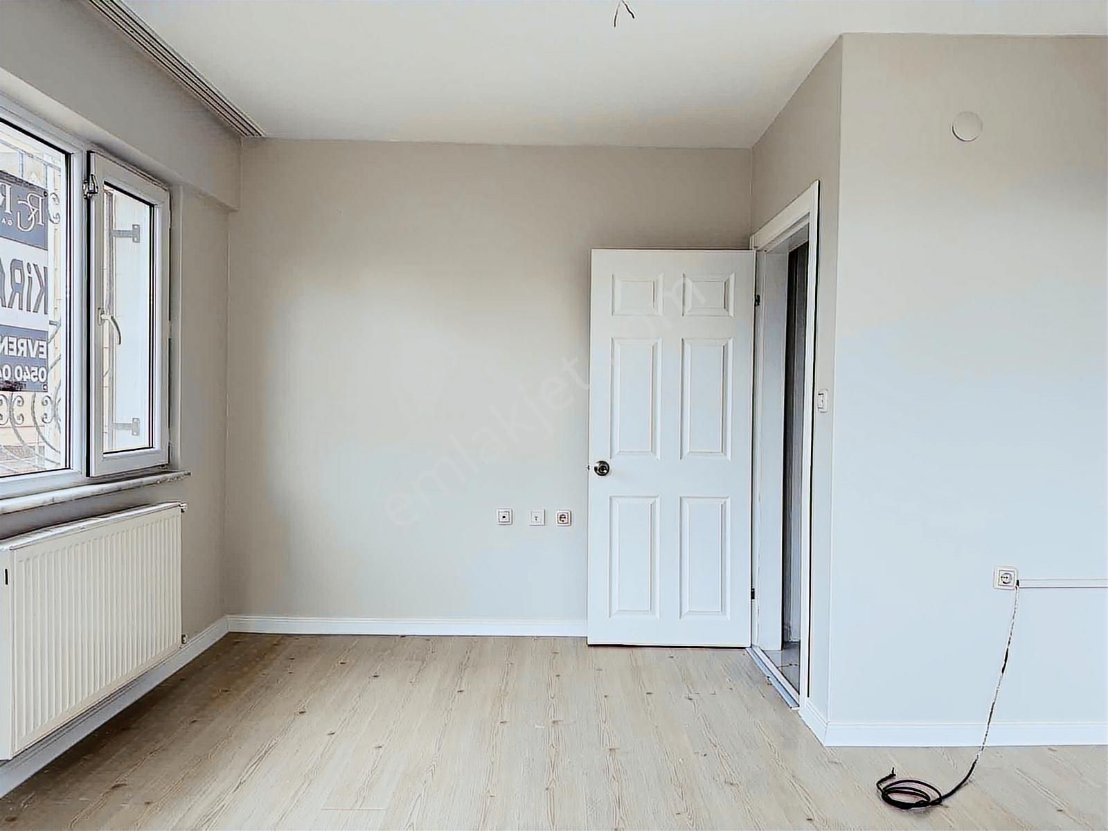 Nur İpek 3 Sitesinde Kiralık 3+1 Bahçe Katı Daire - Görsel 5