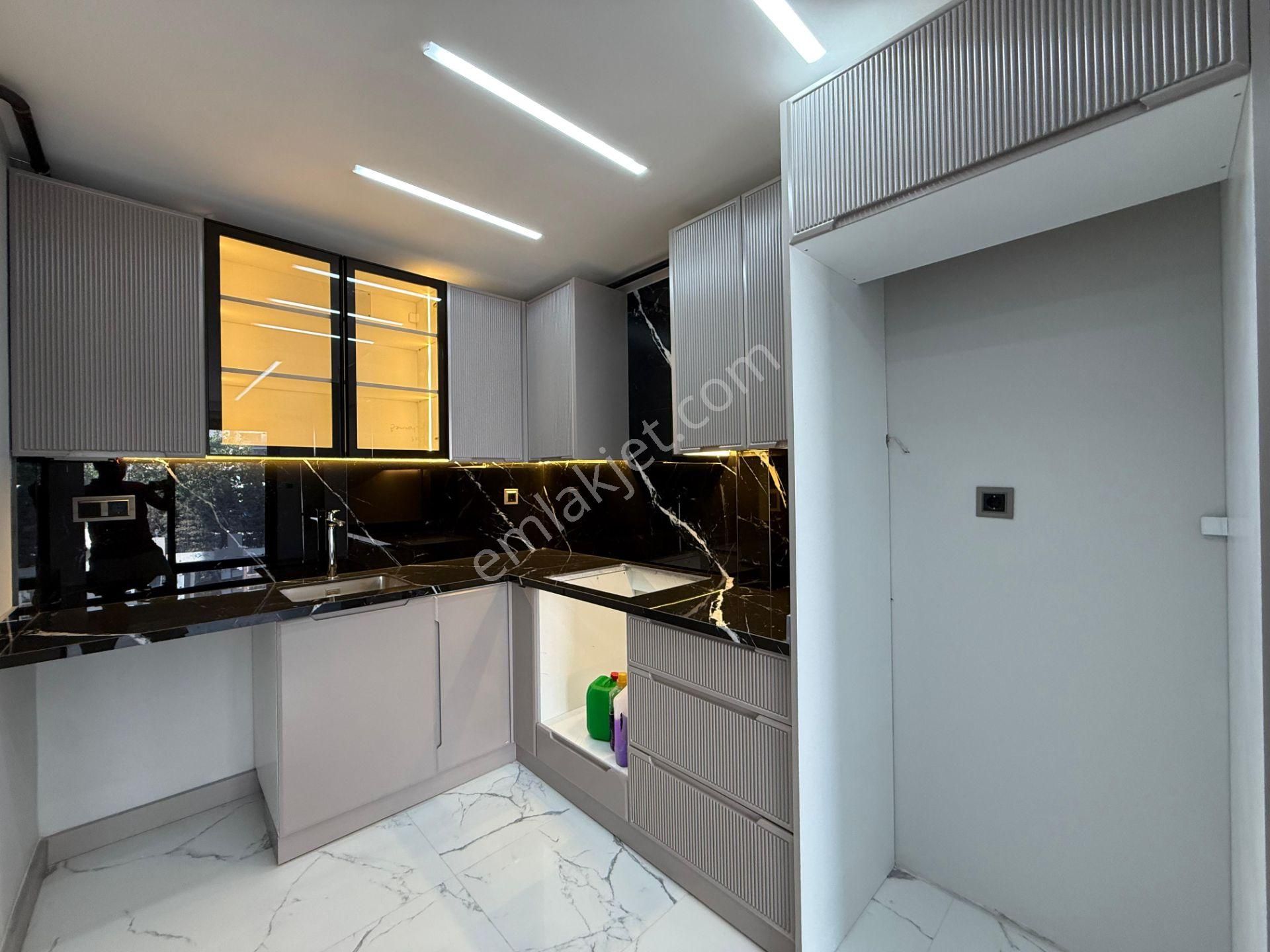 S.demirel Yeşil Fırın Civ.fore Kazıklı 2+1 Sıfır Açık Kapalı Otopark Blv Üzeri - Görsel 4