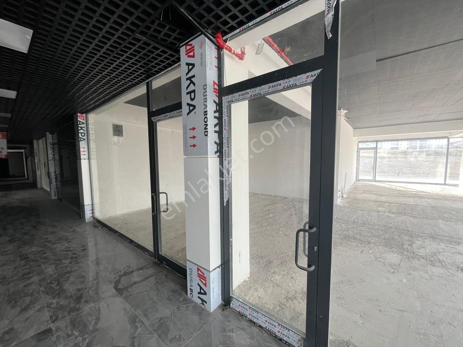 Elvankent Ayyıldız'da Köşe Konumda Bahçeli Kiralık Dükkan - Görsel 9