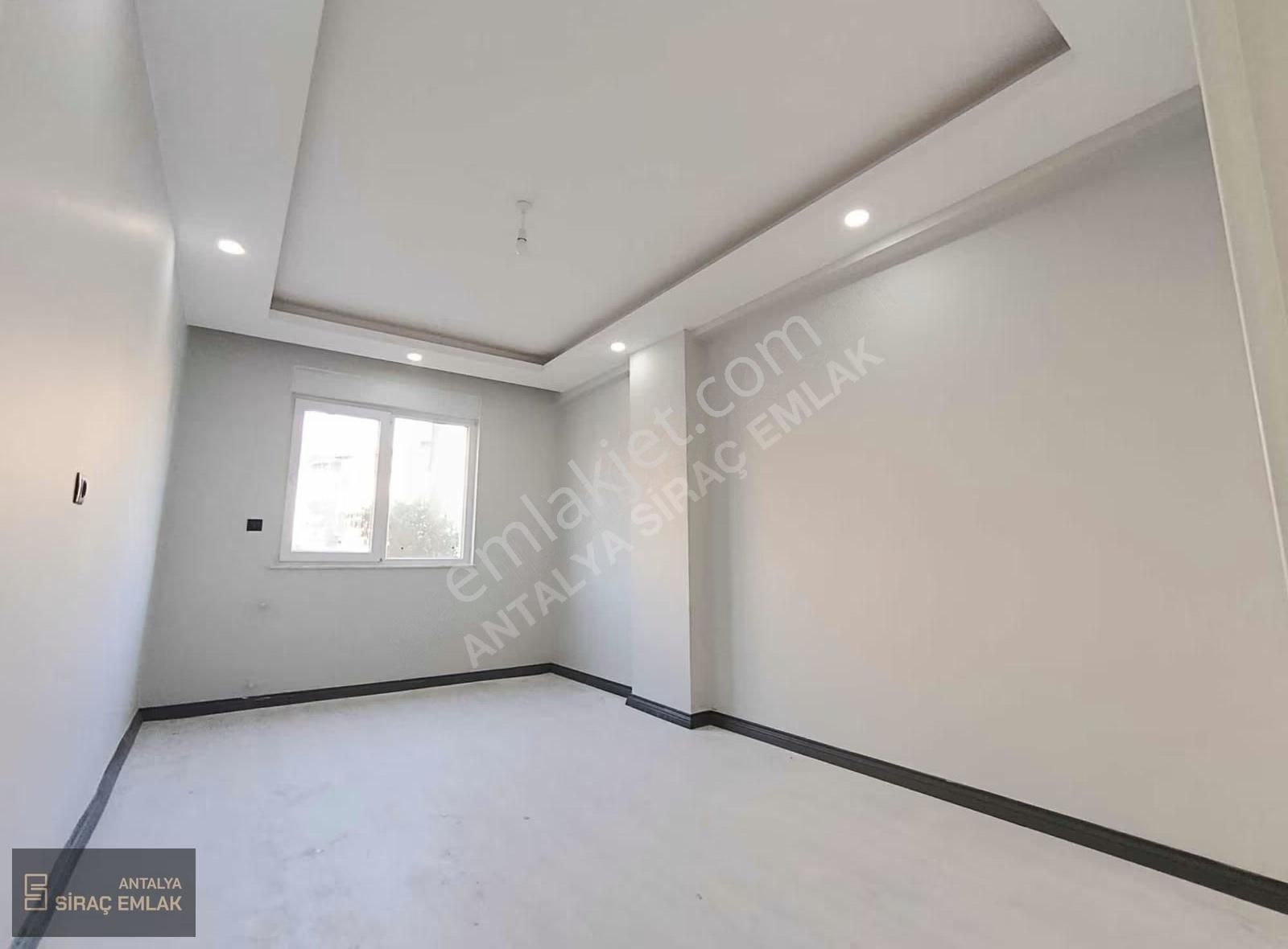 Antalya Kepez Kuzeyyakada Geniş Depo Alanlı 2+1 Satılık Daire