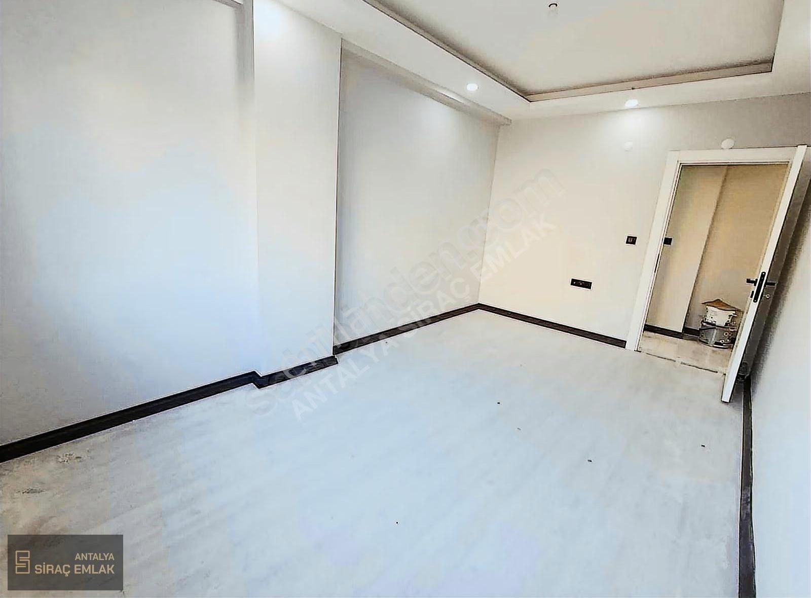 Antalya Kepez Kuzeyyakada Geniş Depo Alanlı 2+1 Satılık Daire - Görsel 11