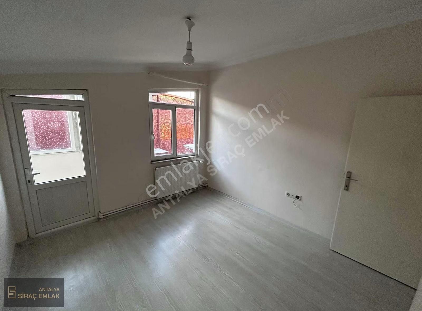 Kepez Gündoğduda Kiralık 2+1 Doğalgazlı Kombili - Görsel 10