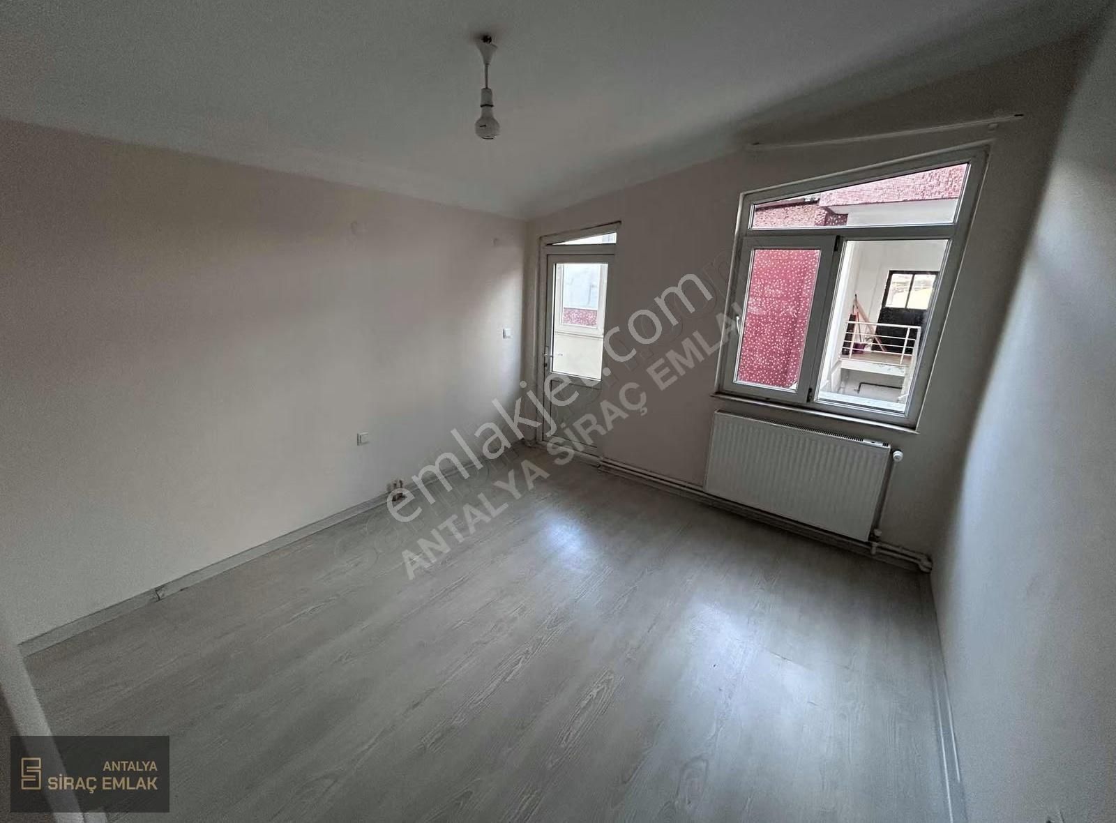 Kepez Gündoğduda Kiralık 2+1 Doğalgazlı Kombili - Görsel 2