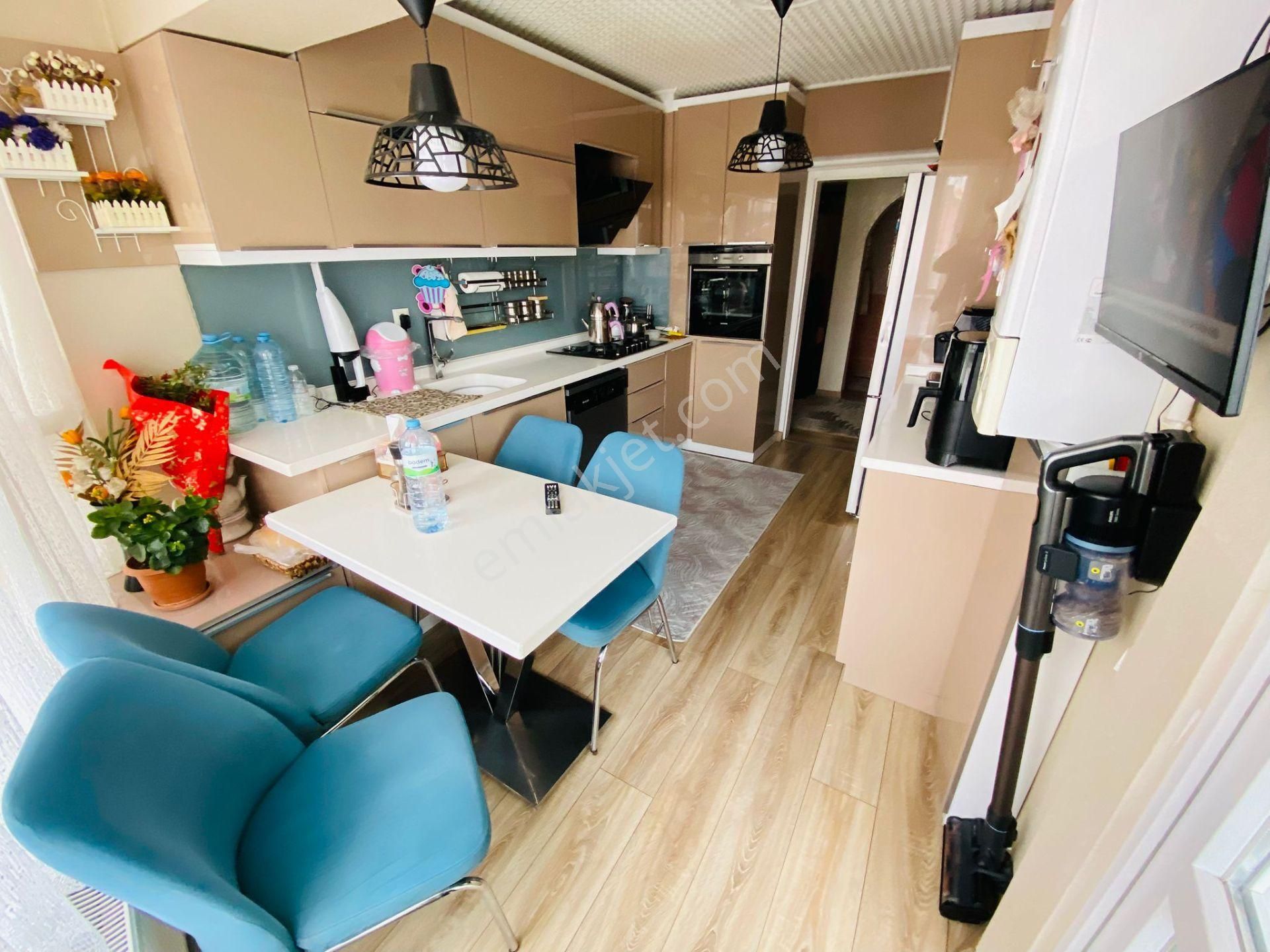 Kutlu'da Mutlu Cad. Yakını 3+1 Katta Yapılı Satılık Daire !!! - Görsel 6