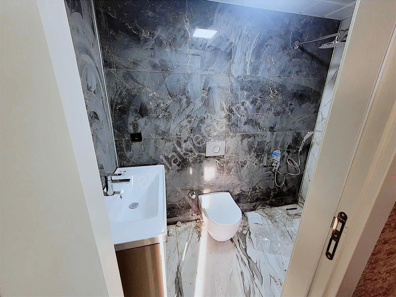 Güzelşehir Doğukente 4+1 Tek Katlı 245m2 Satılık Fırsat Daire - Görsel 6