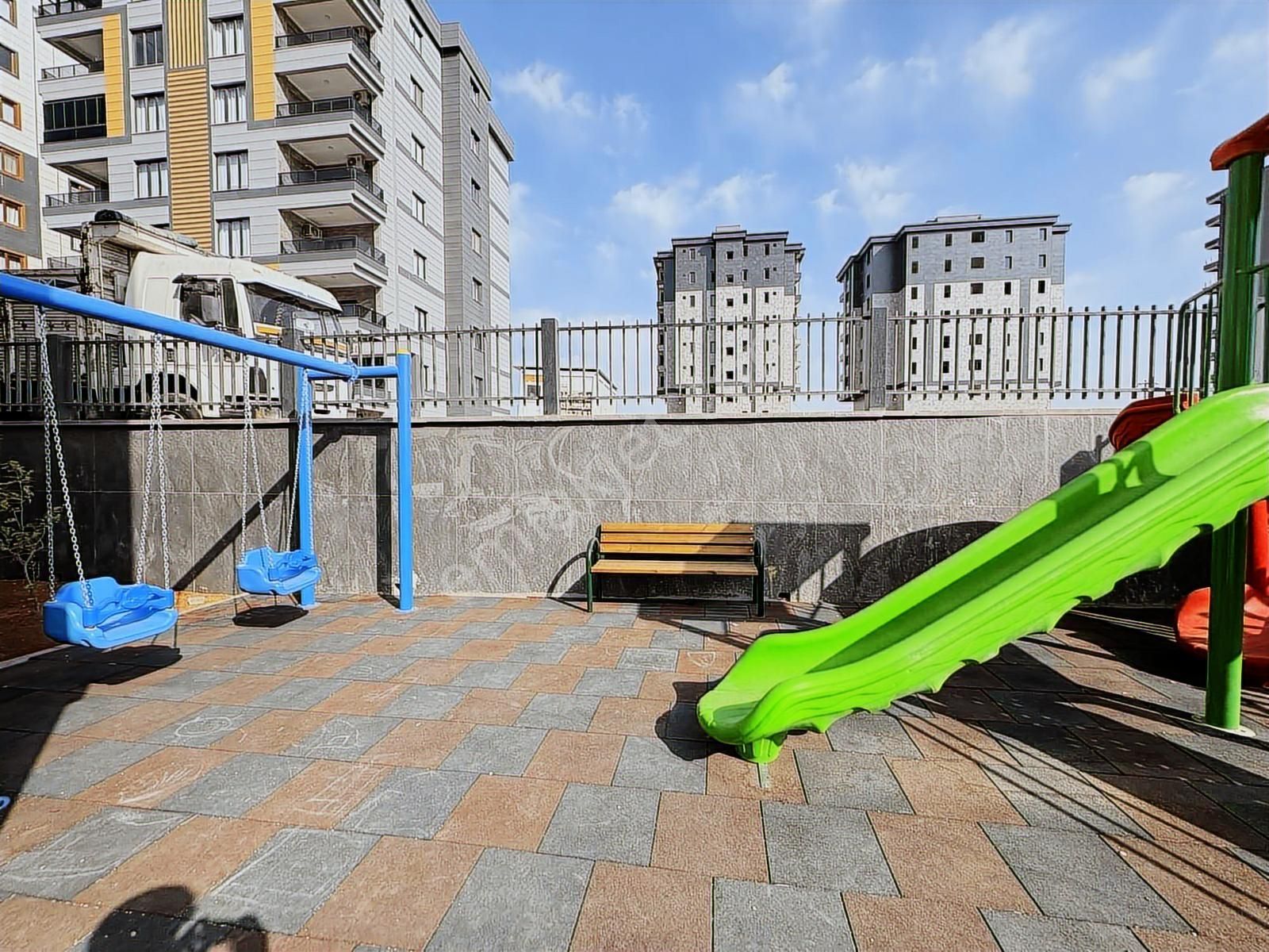 Güzelşehir Doğukente 4+1 Tek Katlı 245m2 Satılık Fırsat Daire - Görsel 27