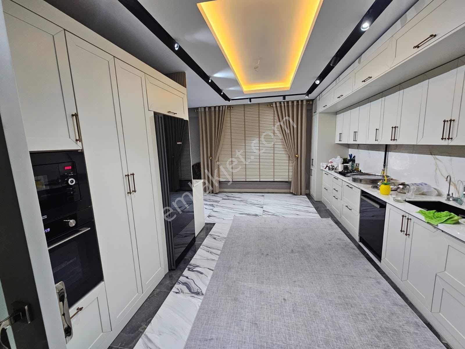 Güzelşehir Doğukente 4+1 Tek Katlı 245m2 Satılık Fırsat Daire - Görsel 3