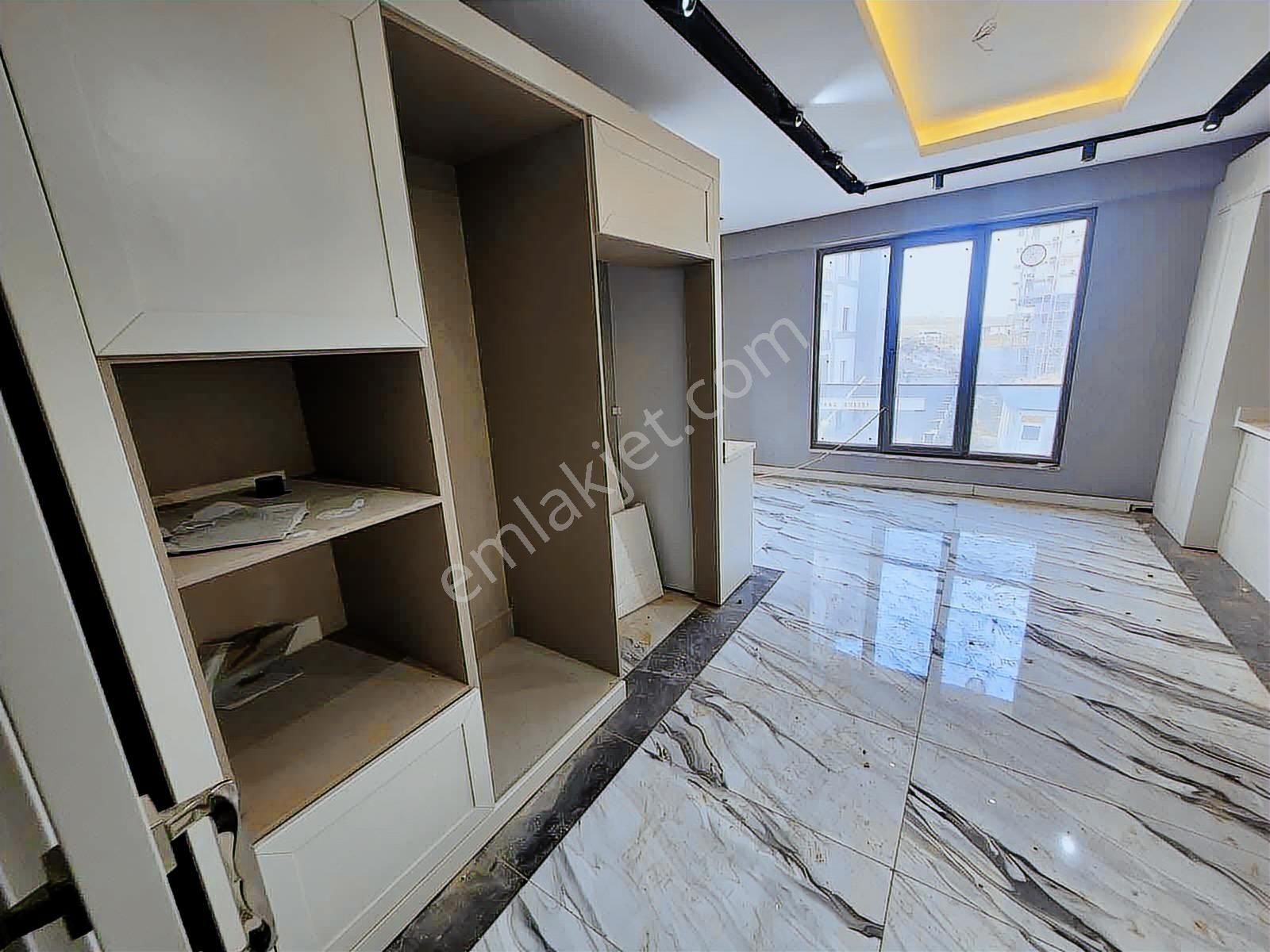 Güzelşehir Doğukente 4+1 Tek Katlı 245m2 Satılık Fırsat Daire - Görsel 19