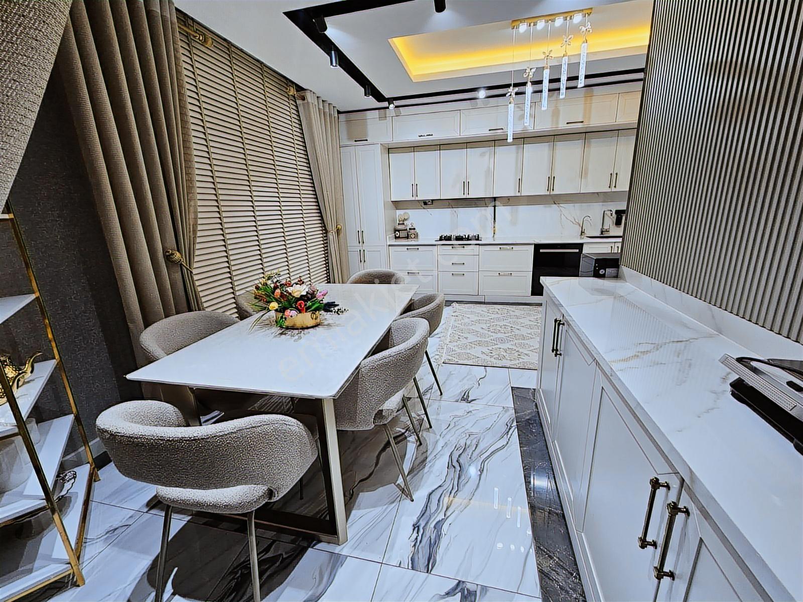 Güzelşehir Doğukente 4+1 Tek Katlı 245m2 Satılık Fırsat Daire - Görsel 21