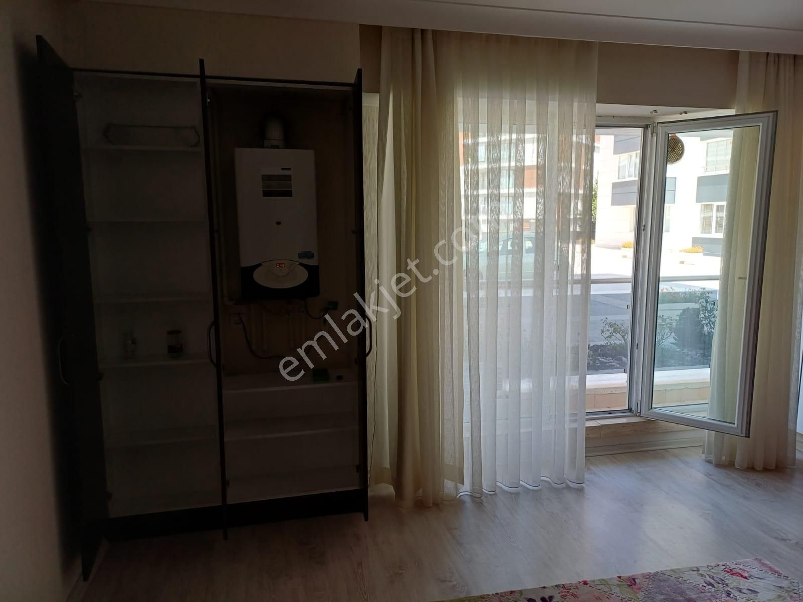 Çankaya Yıldız Hilal Megapark Sitesinde 1+1 Giriş Kat Satılık Daire - Görsel 9