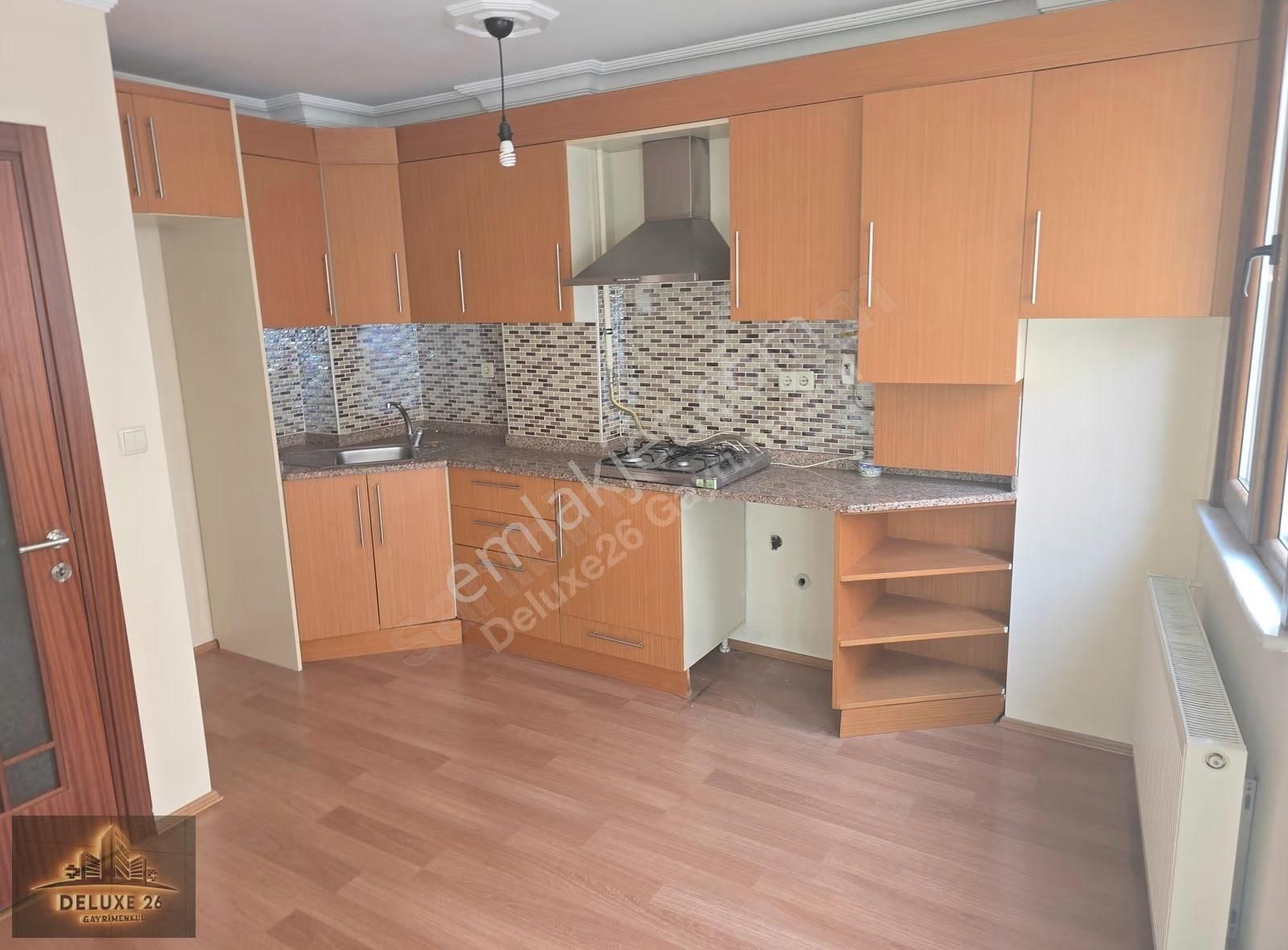 Deluxe 26 ' Dan Yeni Binada Yüksek Giriş 2+1 60 M2 Fırsat Daire - Görsel 8