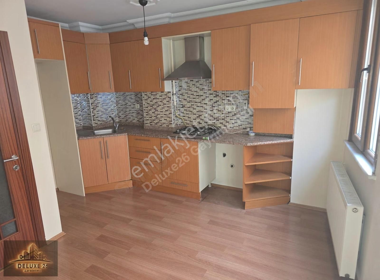Deluxe 26 ' Dan Yeni Binada Yüksek Giriş 2+1 60 M2 Fırsat Daire - Görsel 15