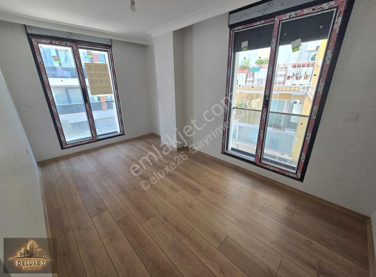 Deluxe 26 'dan Nezih Muhitte Manzaralı Otoparklı 3+1 Ferah Daire - Görsel 12