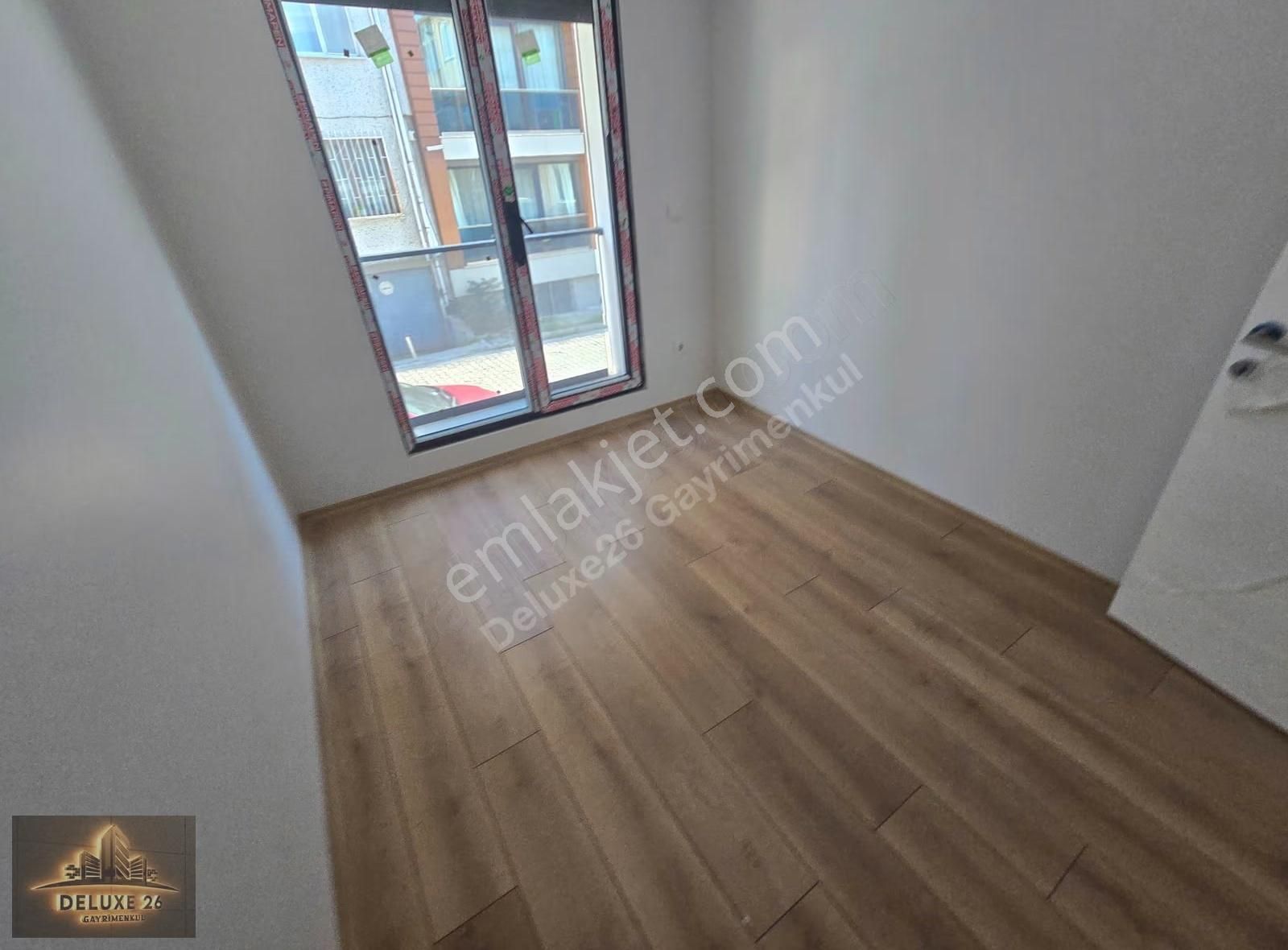 Deluxe 26 'dan Nezih Muhitte Manzaralı Otoparklı 3+1 Ferah Daire - Görsel 27