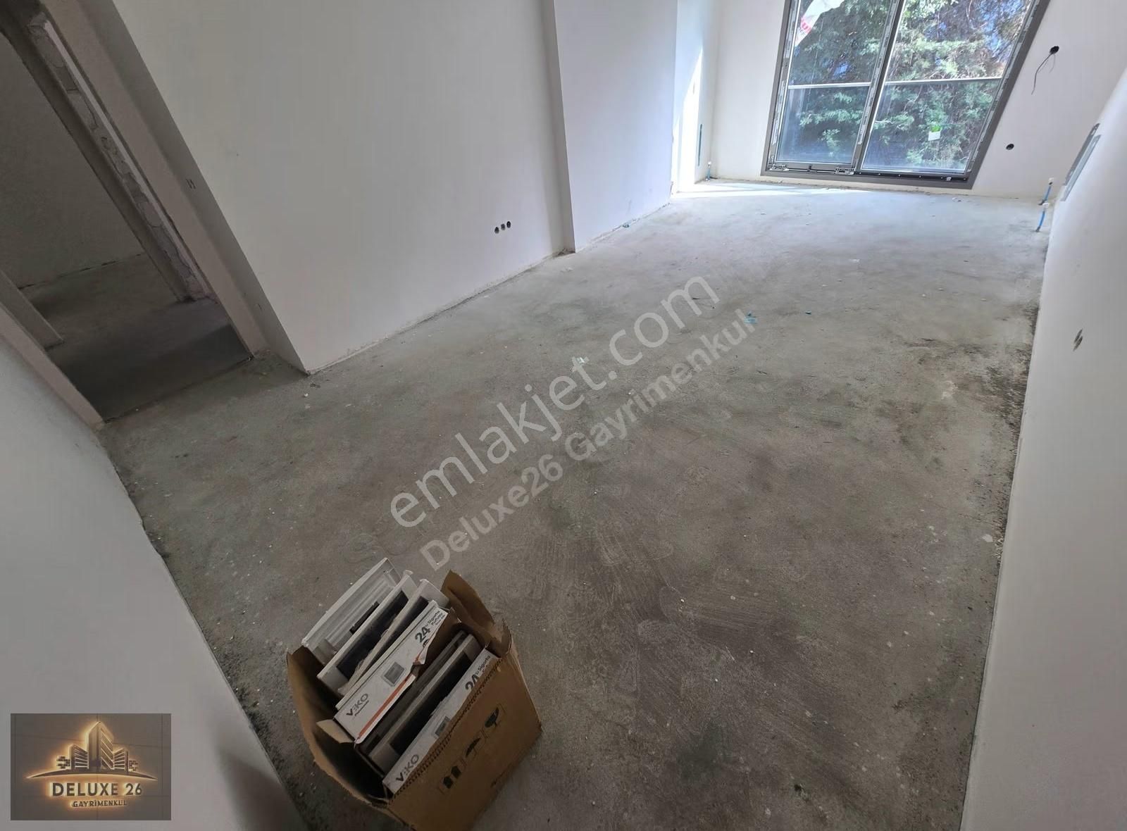 Deluxe 26 ' Dan Nezih Sitede Tapu Masrafsız Otoparklı 2+1 Daire - Görsel 2