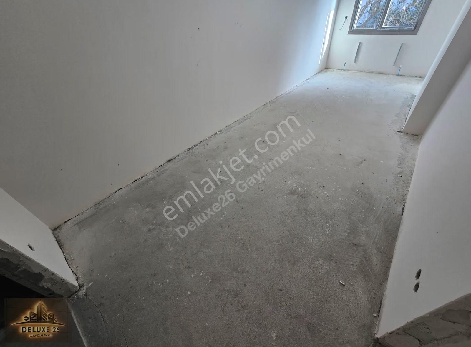 Deluxe 26 ' Dan Nezih Sitede Tapu Masrafsız Otoparklı 2+1 Daire - Görsel 8