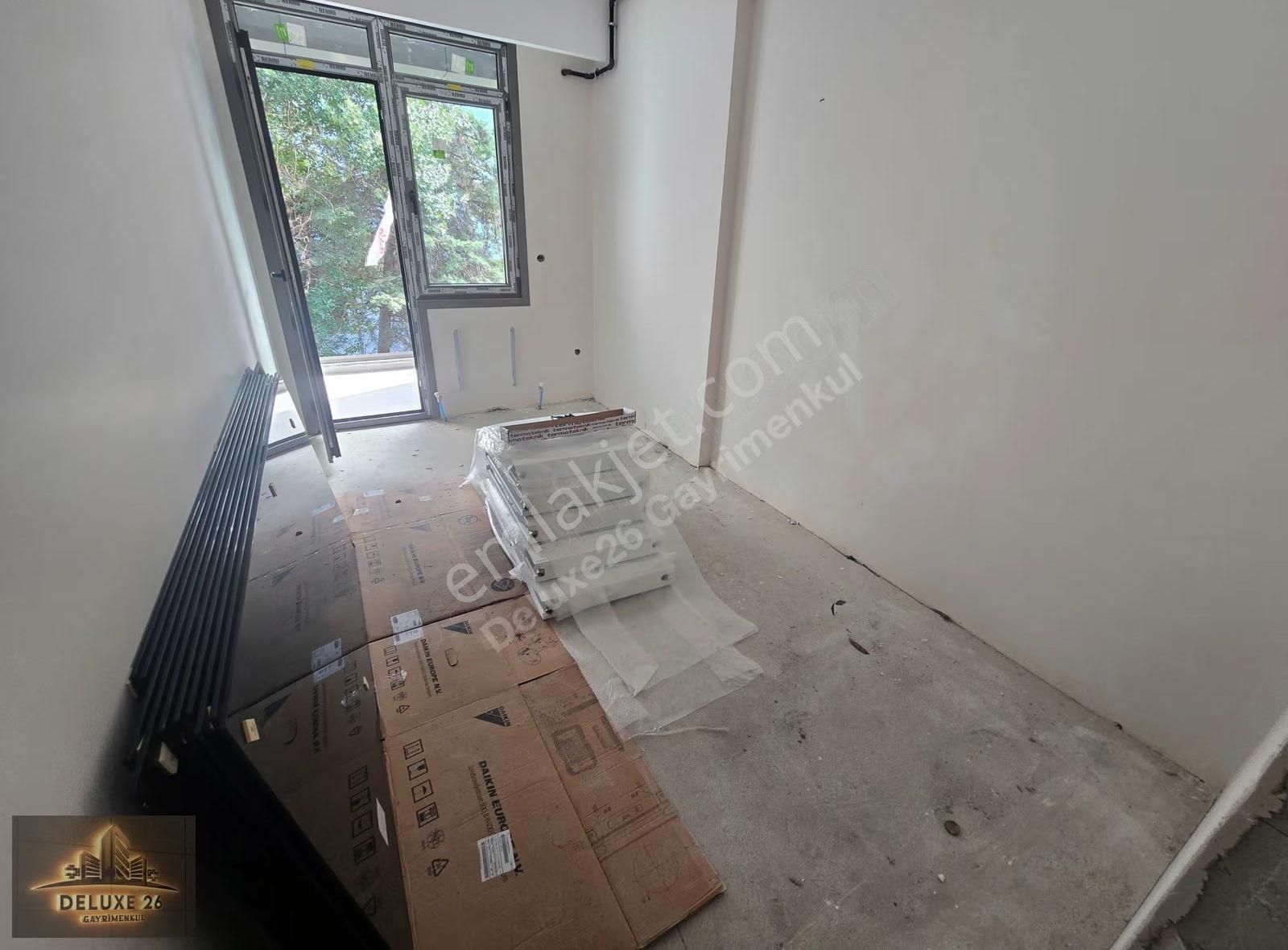Deluxe 26 ' Dan Nezih Sitede Tapu Masrafsız Otoparklı 2+1 Daire - Görsel 11