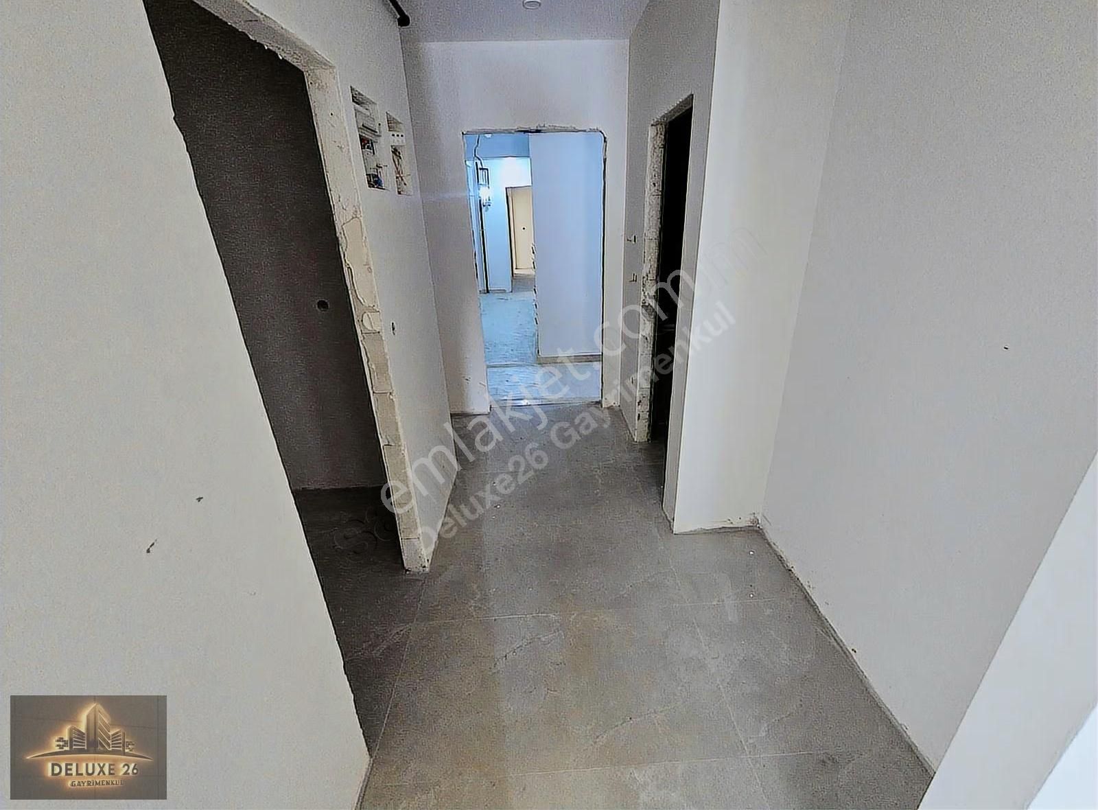 Deluxe 26 ' Dan Nezih Sitede Tapu Masrafsız Otoparklı 2+1 Daire - Görsel 12