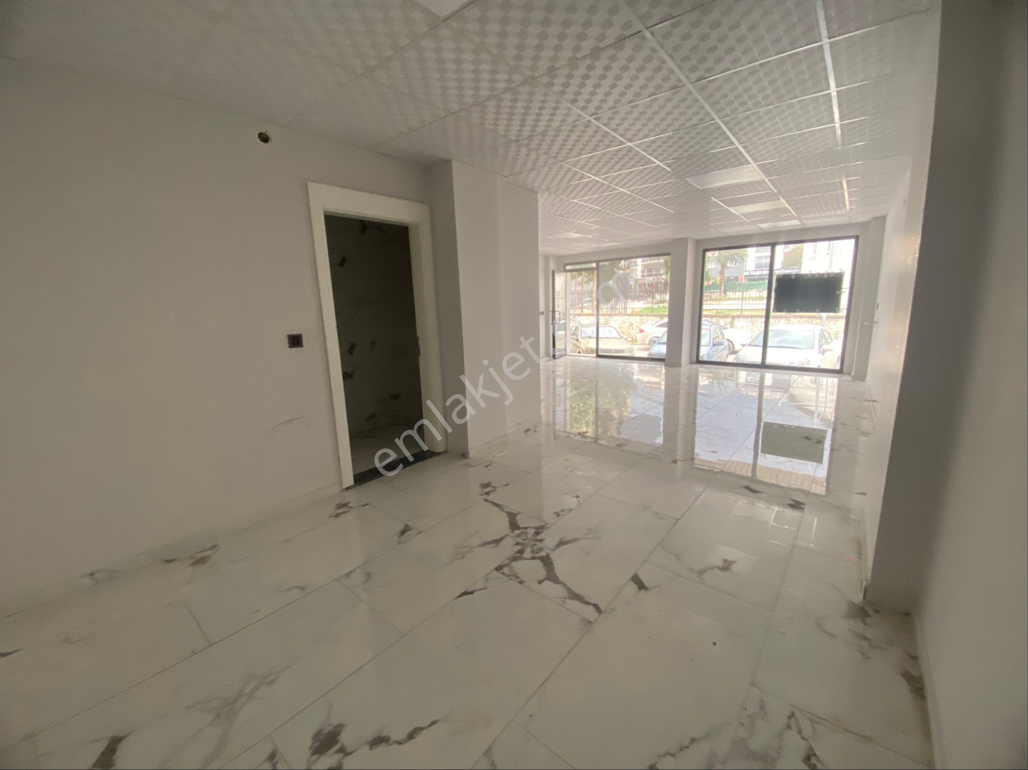 Kuşadası Davutlar Da Boş Sıfır Devamlı Kiralık Dükkan - Görsel 2