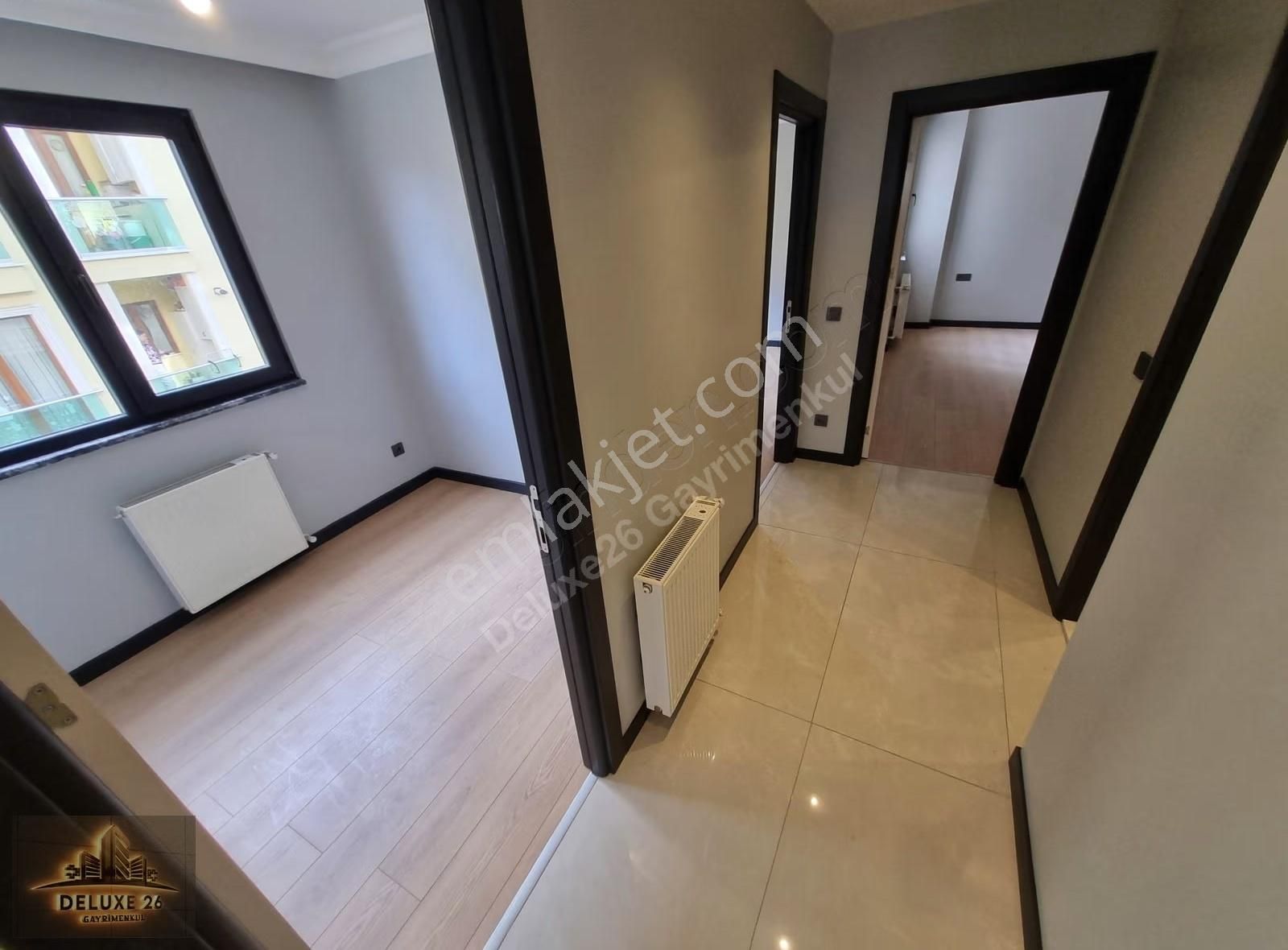 Deluxe 26 ' Dan Yeni Binada Asansörlü Ara Kat 3+1 120 M2 Daire - Görsel 18
