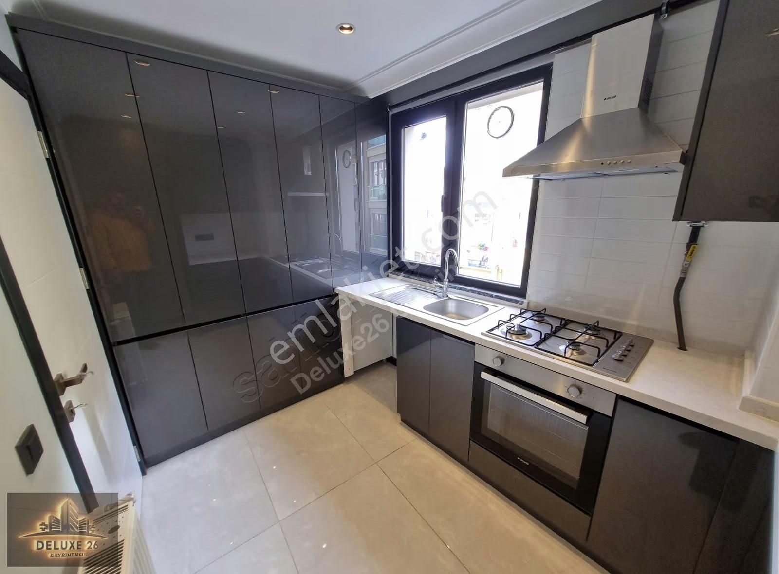 Deluxe 26 ' Dan Yeni Binada Asansörlü Ara Kat 3+1 120 M2 Daire - Görsel 35