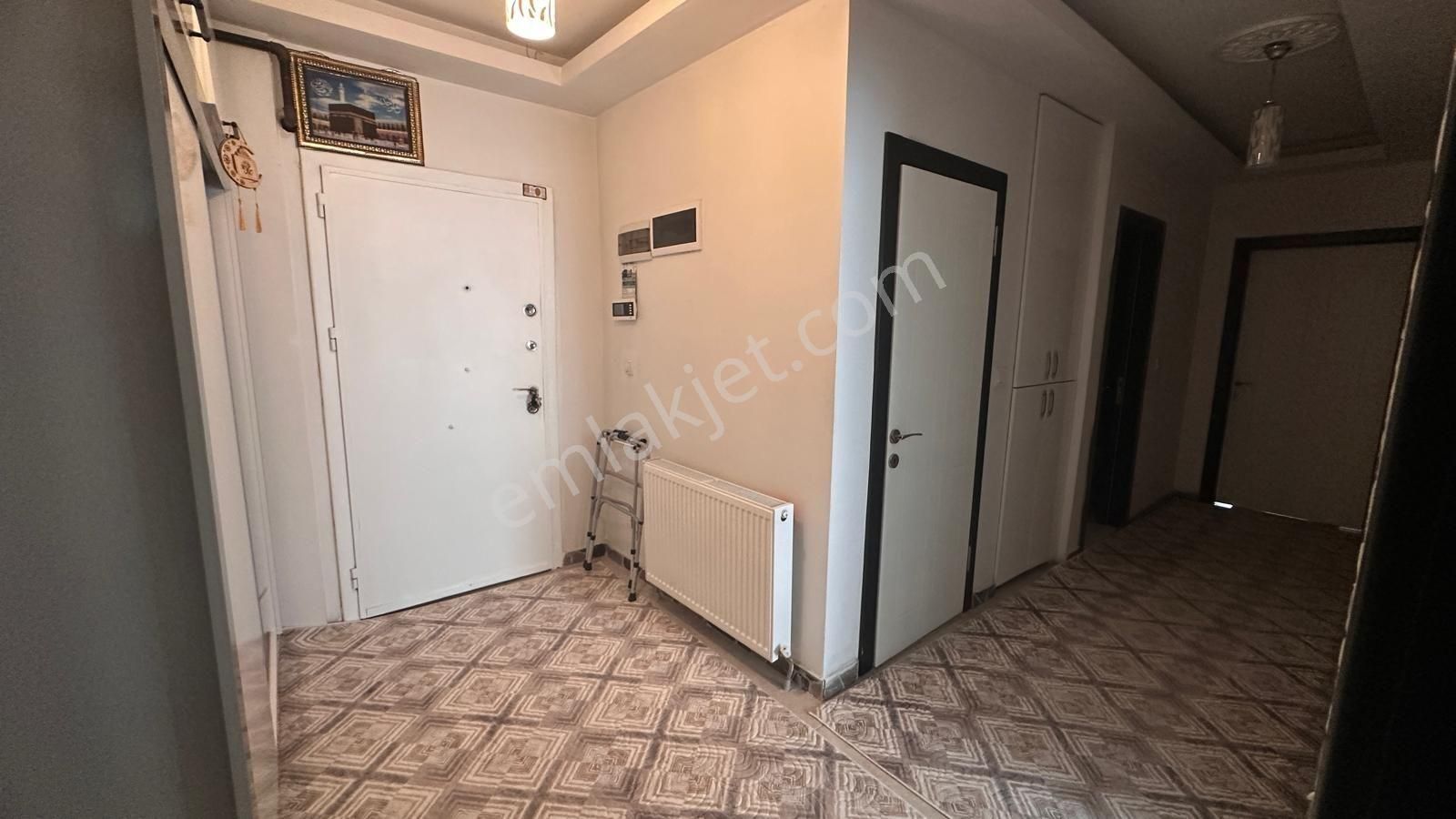 Fsn Den Asansör Ve Ebeveyn Banyolu 2 Yıllık Bina Da Katta 3+1 - Görsel 26