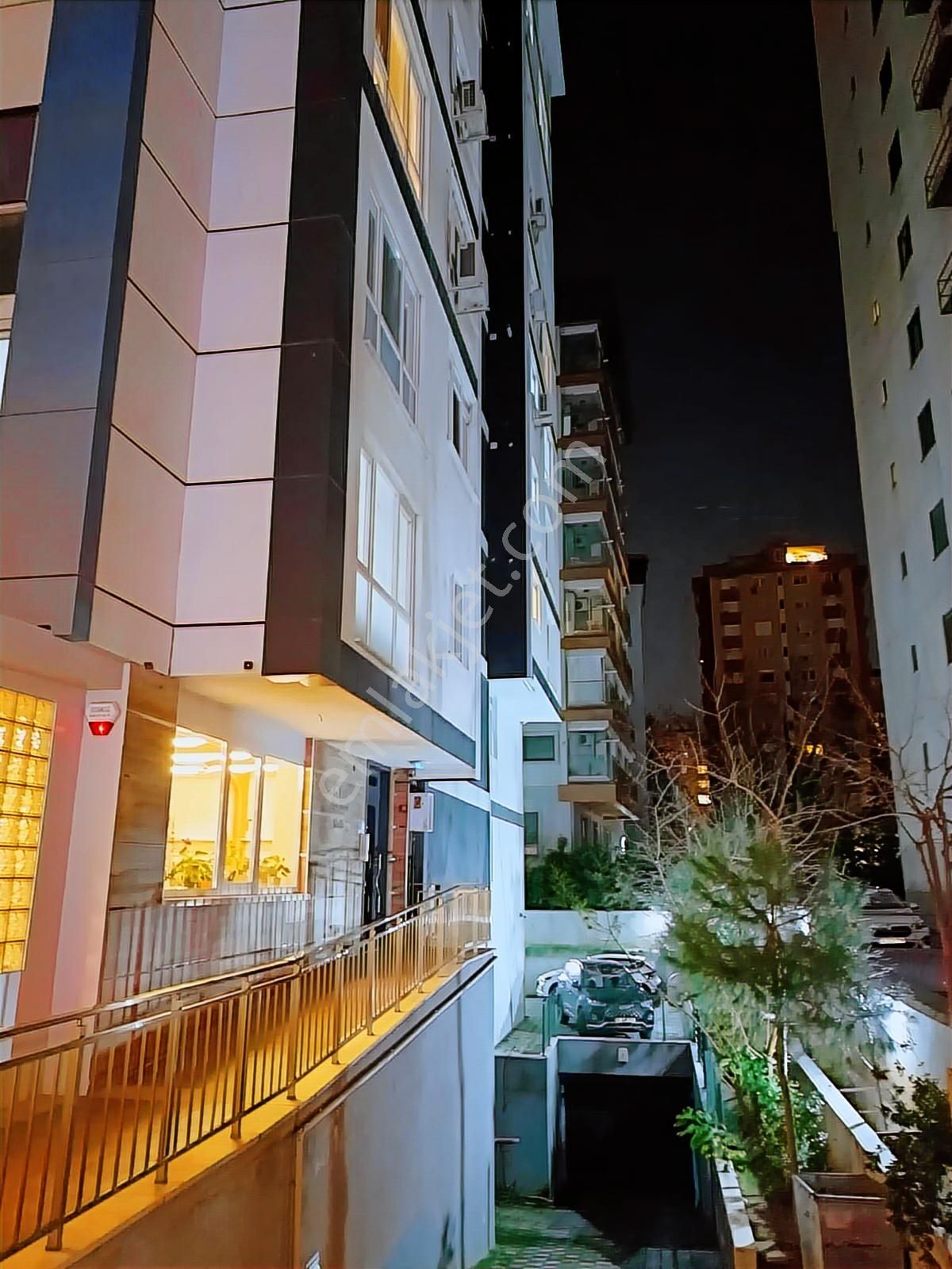 Yeni Binada 2+1 Özgürlük Parkına Çok Yakın,ara Katta Kombilidir. - Görsel 18