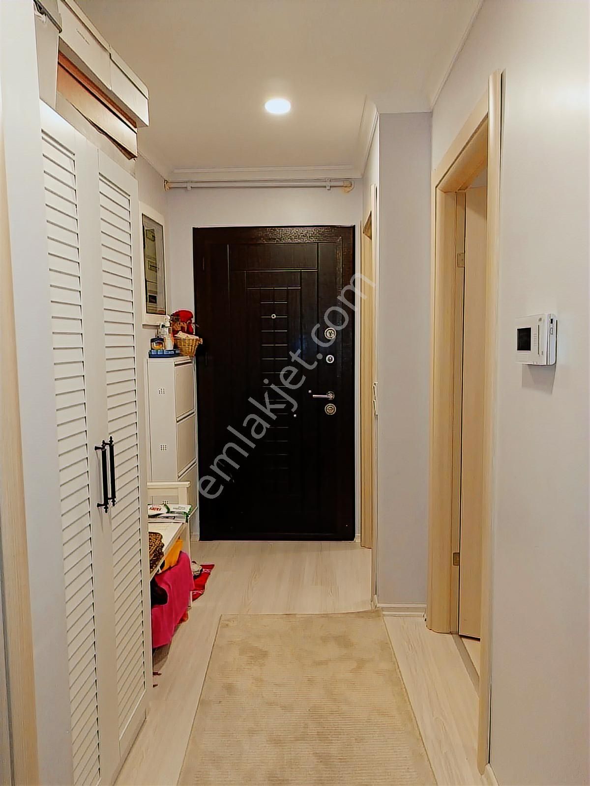 Yeni Binada 2+1 Özgürlük Parkına Çok Yakın,ara Katta Kombilidir. - Görsel 15