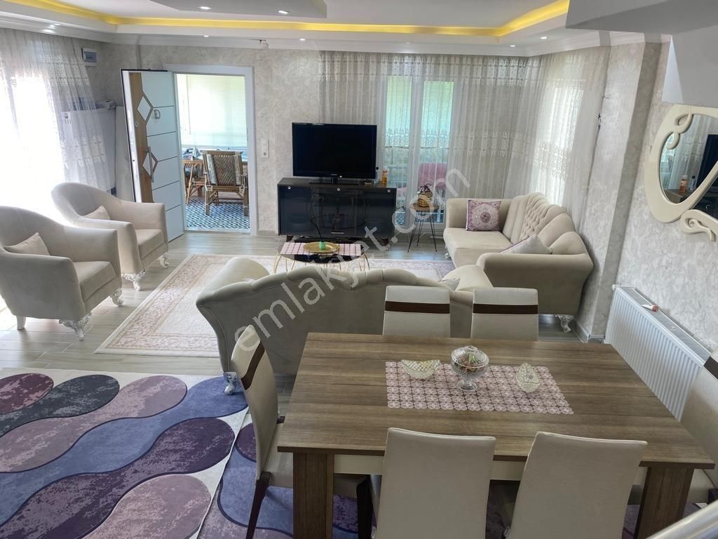 Tekirdağ Yeniçiftlik'de Muhteşem Güzellik'de Villa ''kartallar'' - Görsel 8