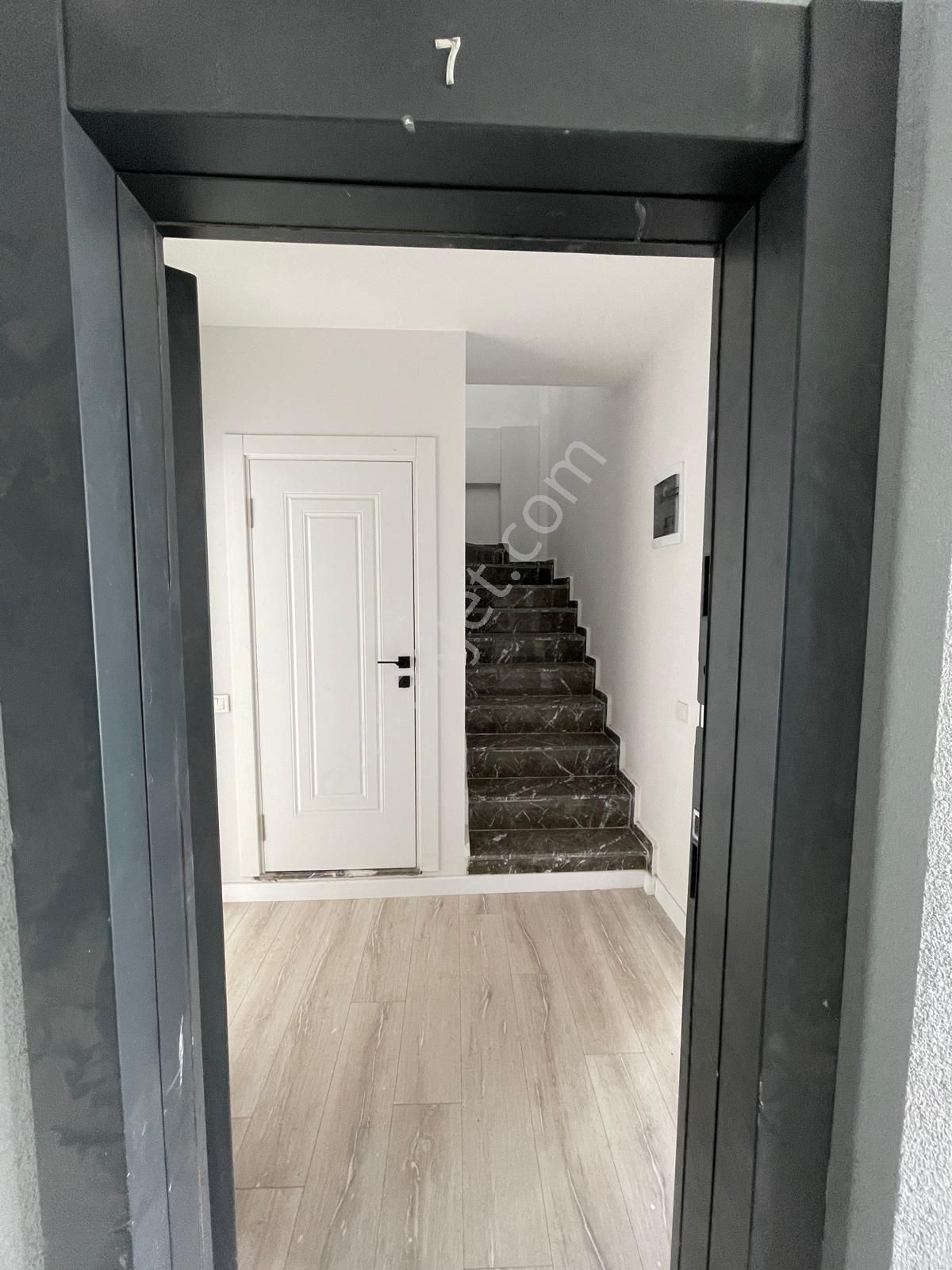 Didim Stadyum Mevkisinde Asansörlü Binada 3+1 Dubleks Daire - Görsel 5