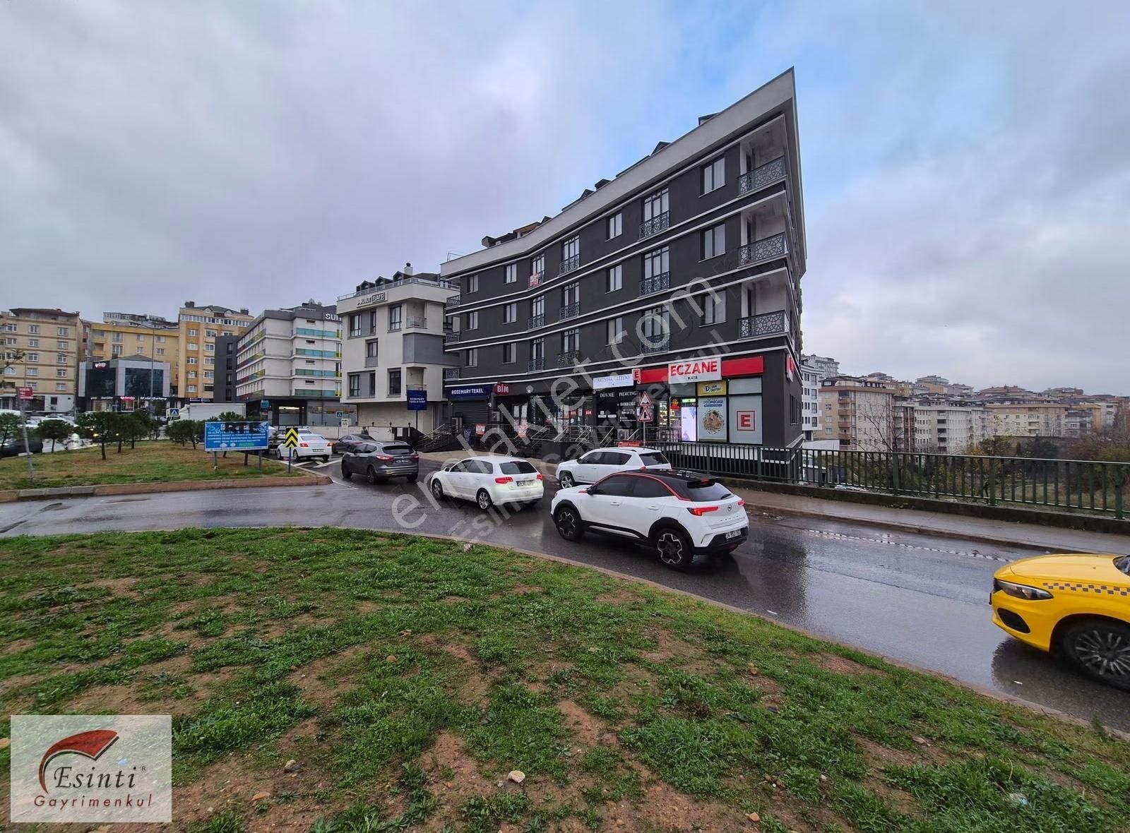 Yeditepe Üniv.karşısı Yeni Bina, 7/24 Güvenlik, Eşyalı 1+1 Daire - Görsel 10
