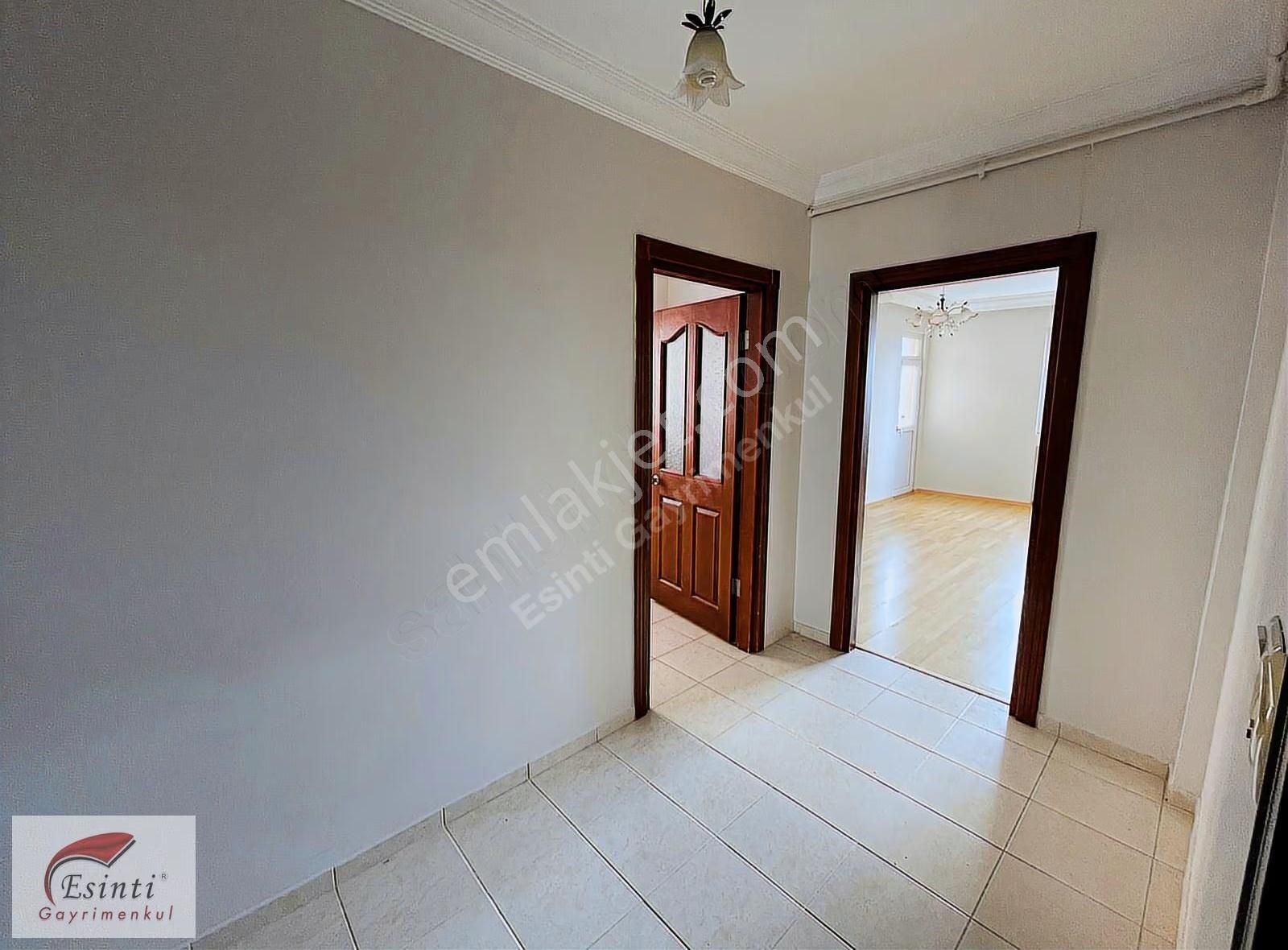 İnönü Mah.'de 19 Mayıs Cad Üzeri Metroya, Ünilere Yakın 3+1 - Görsel 3