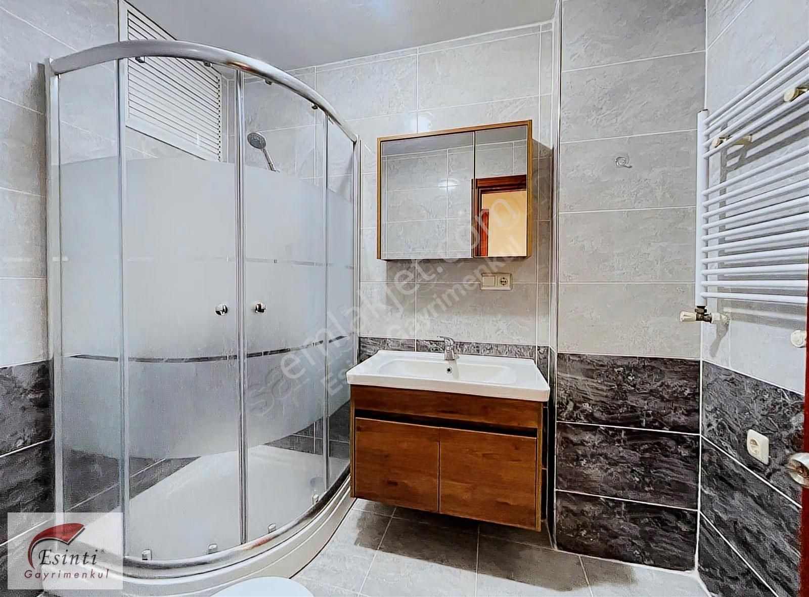 İnönü Mah.'de 19 Mayıs Cad Üzeri Metroya, Ünilere Yakın 3+1 - Görsel 23