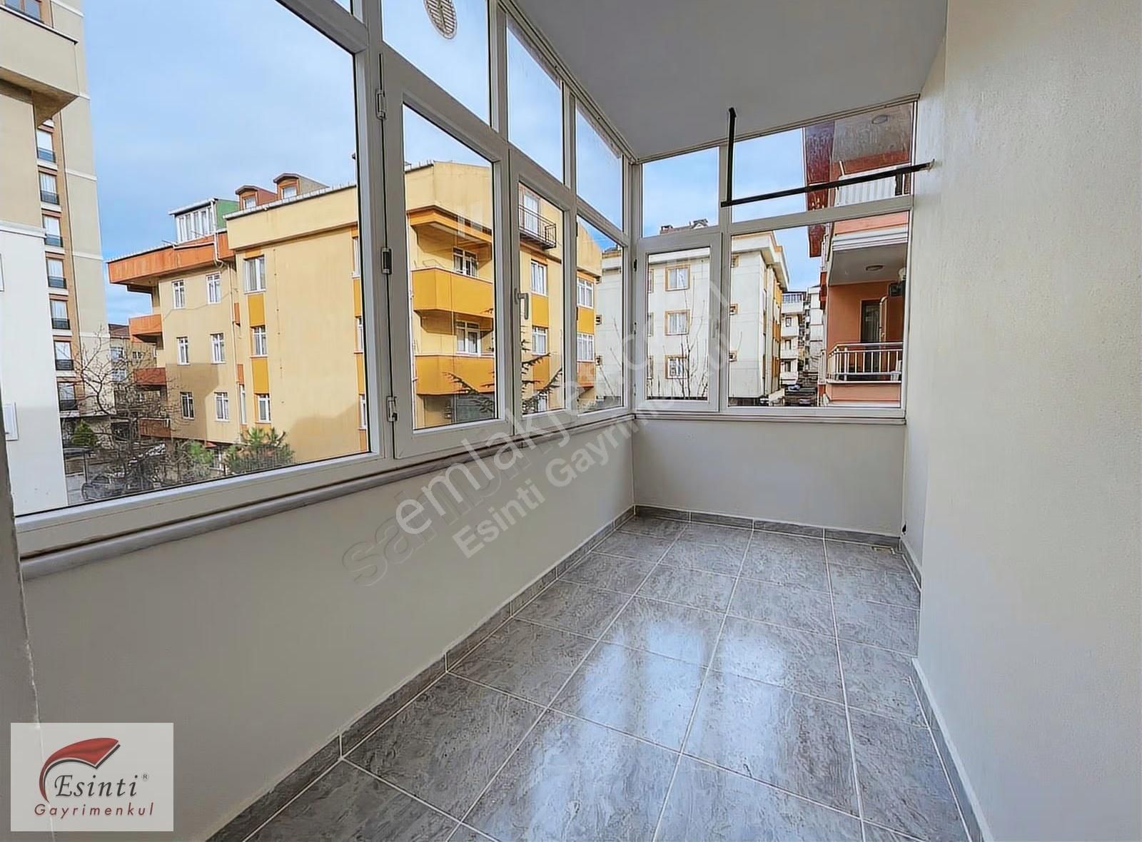 İnönü Mah.'de 19 Mayıs Cad Üzeri Metroya, Ünilere Yakın 3+1 - Görsel 24