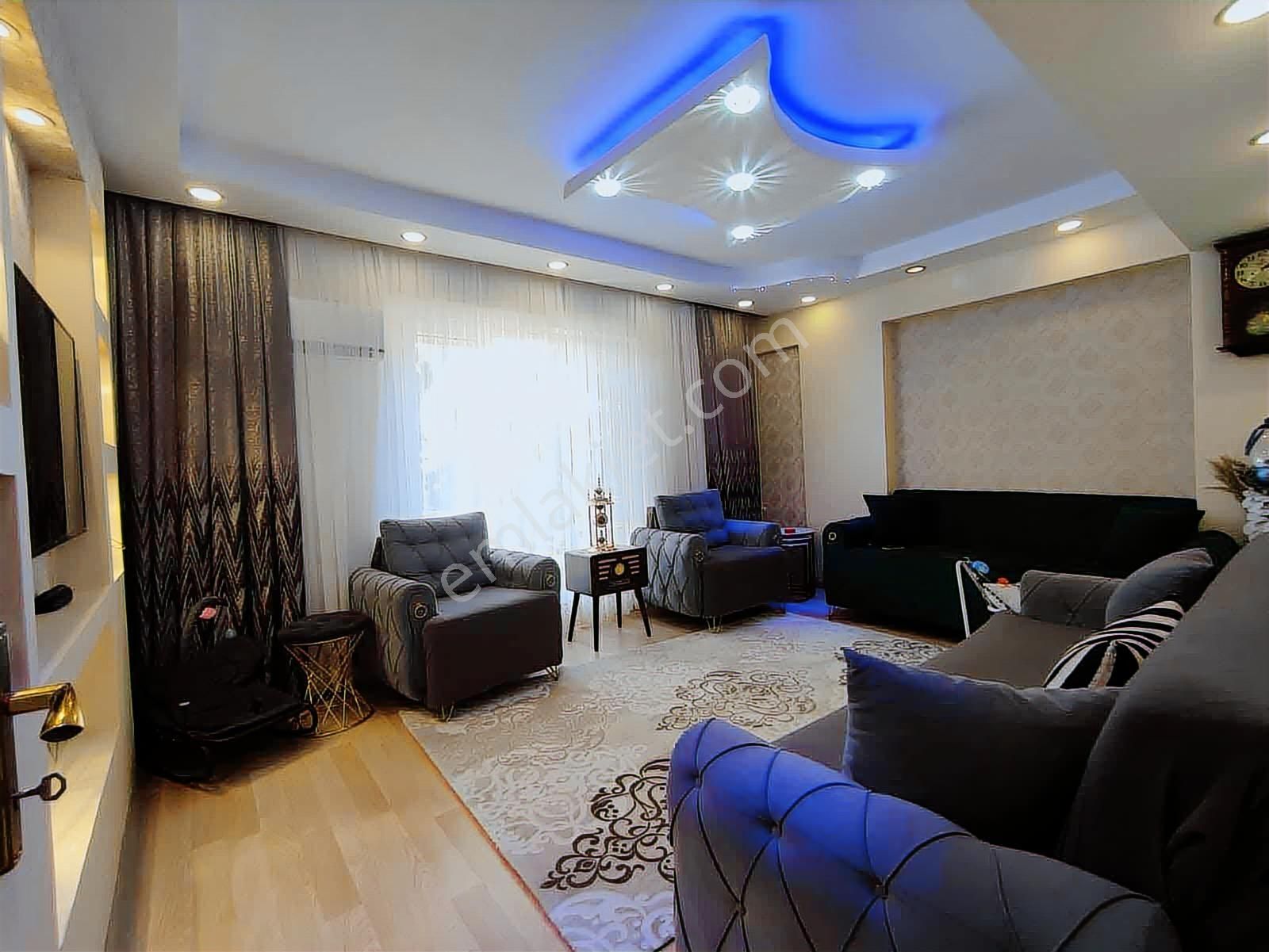 Çbn Gayrimenkul'den Ana Cadde Üzeri Satılık 2+1 Fırsat Daire!! - Görsel 3