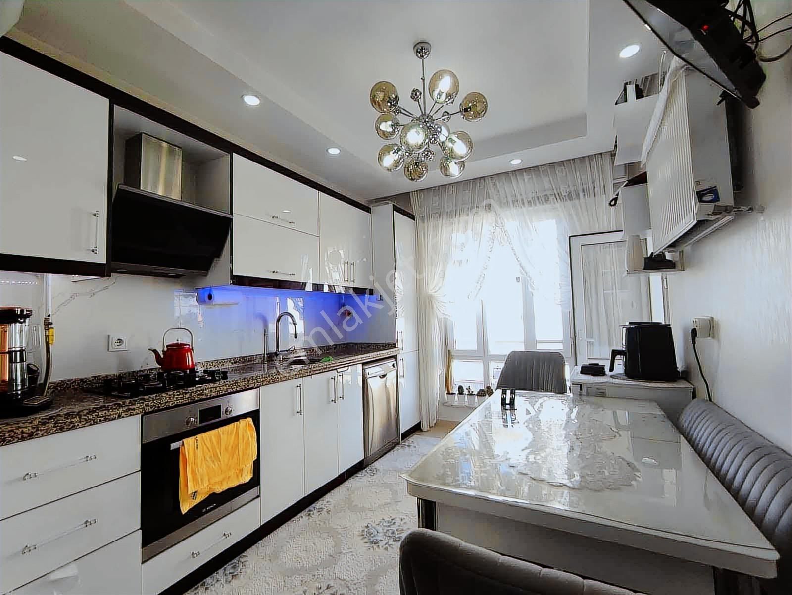 Çbn Gayrimenkul'den Ana Cadde Üzeri Satılık 2+1 Fırsat Daire!! - Görsel 15