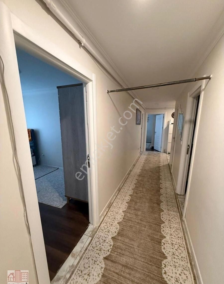 Bağcılar Sancaktepe Mah 5 Yıllık 3+1 170m2 1.kat Satılık Daire - Görsel 4