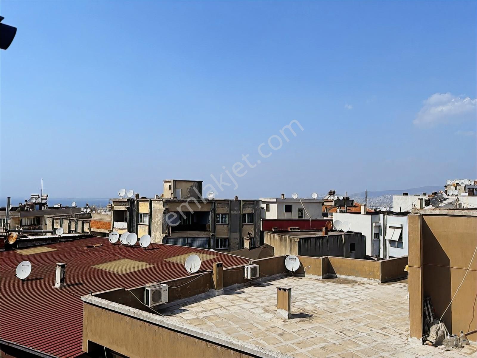 Satılık 3+1 Asansörlü Hastahane Ve Metroya Yürüme Mesafesin De