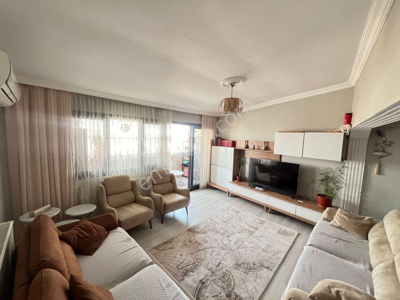 Satılık 3+1 Asansörlü Hastahane Ve Metroya Yürüme Mesafesin De - Görsel 5